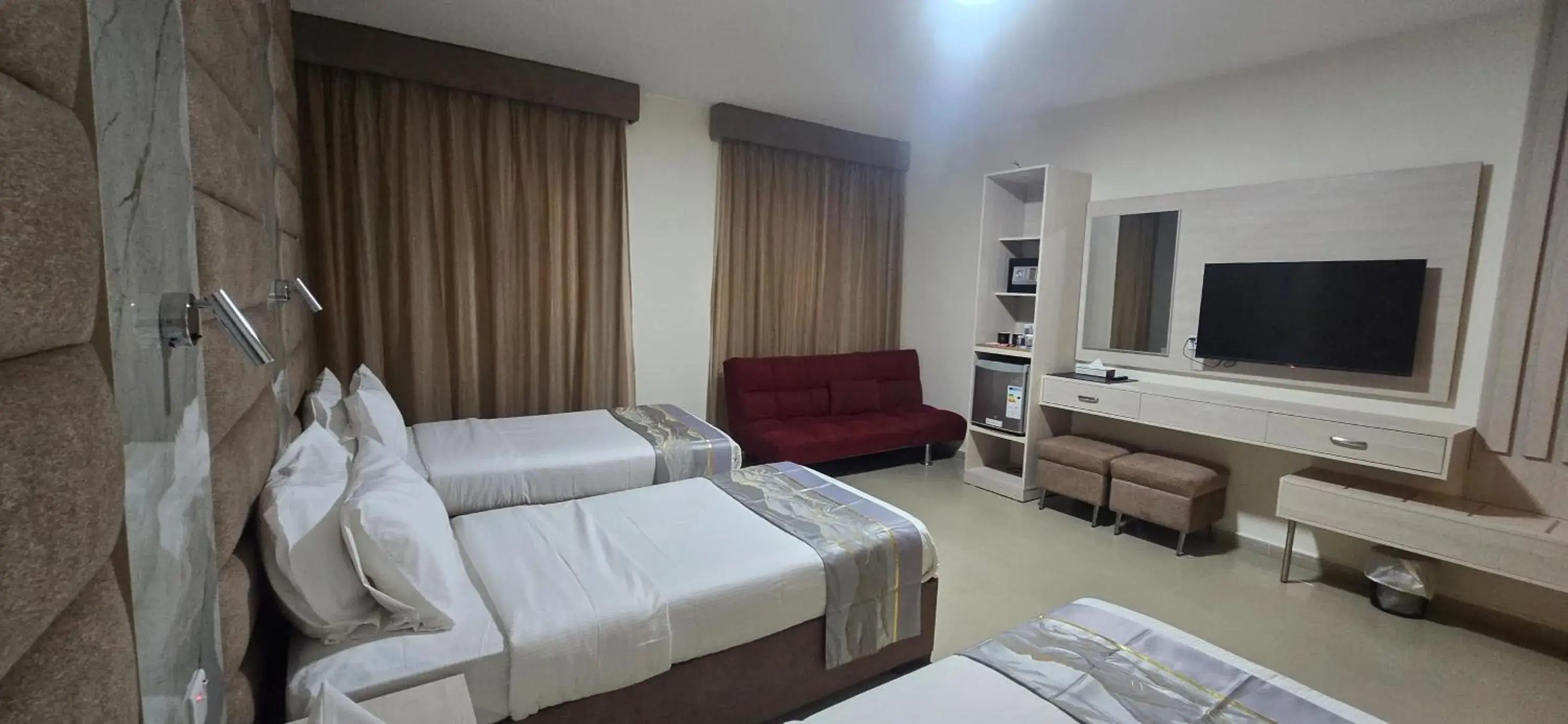 Bed in La Maison Hotel Bed in La Maison Hotel