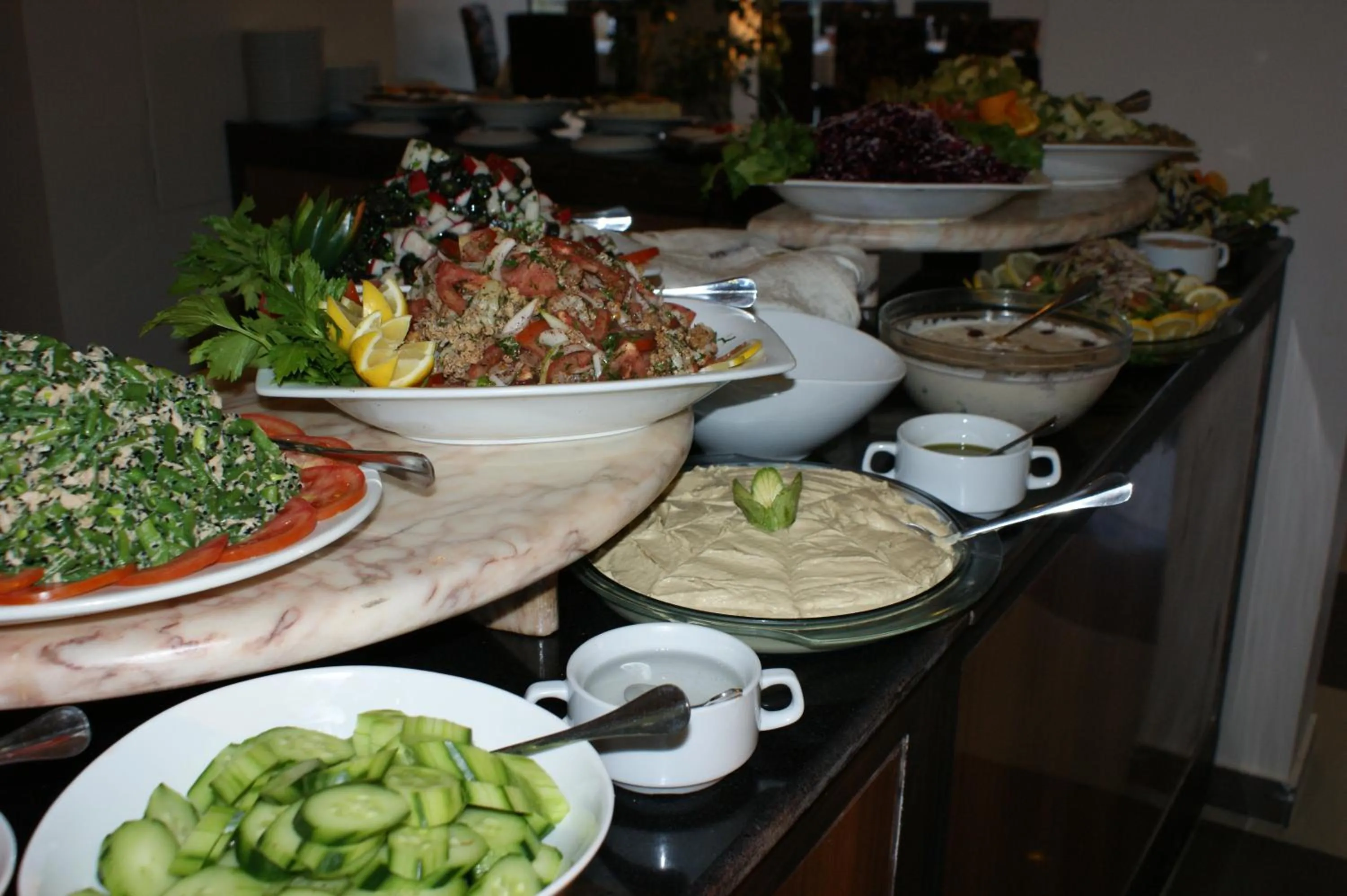 Restaurant/places to eat in La Maison Hotel