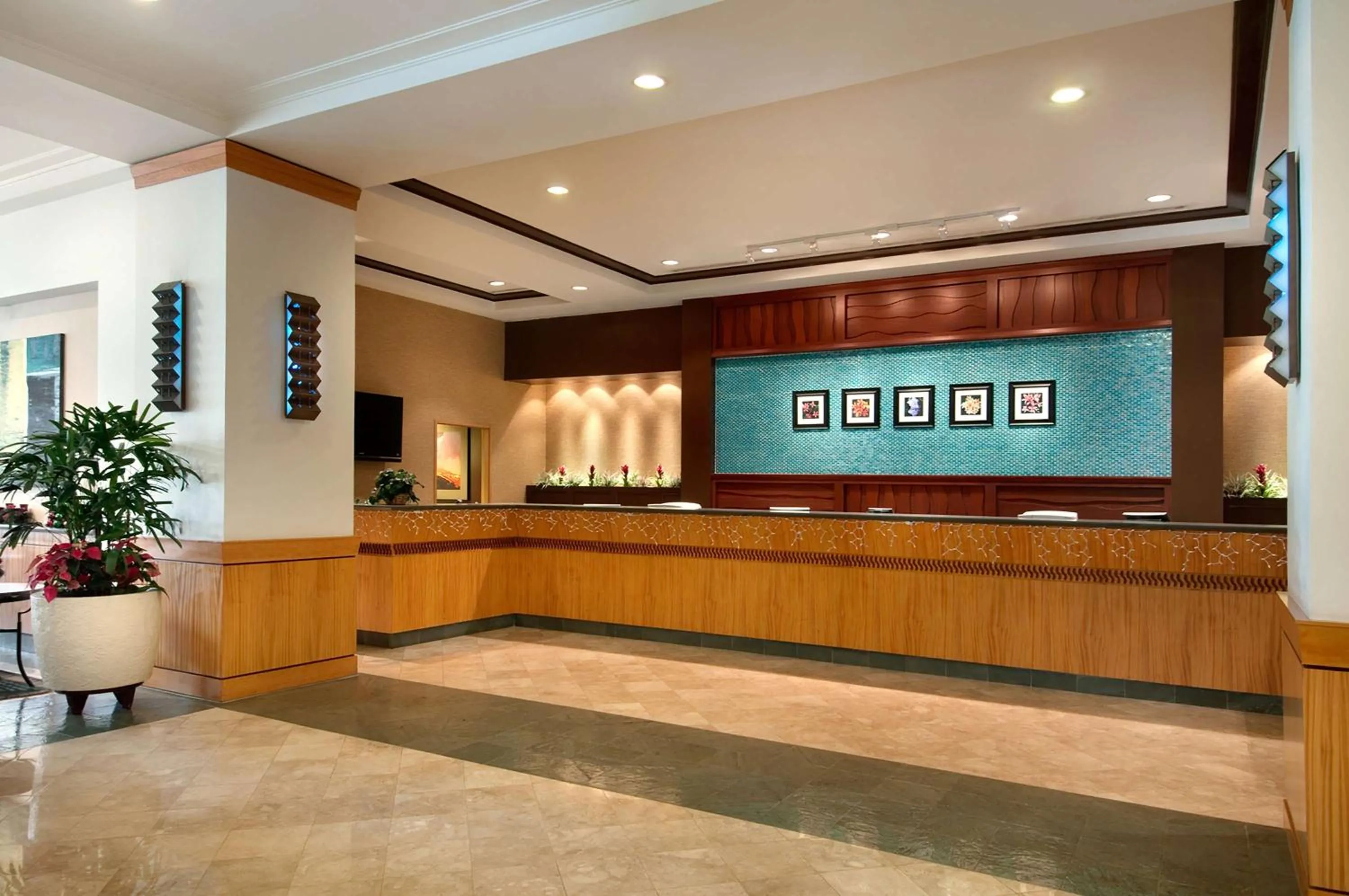 Lobby or reception in Ilikai Lite