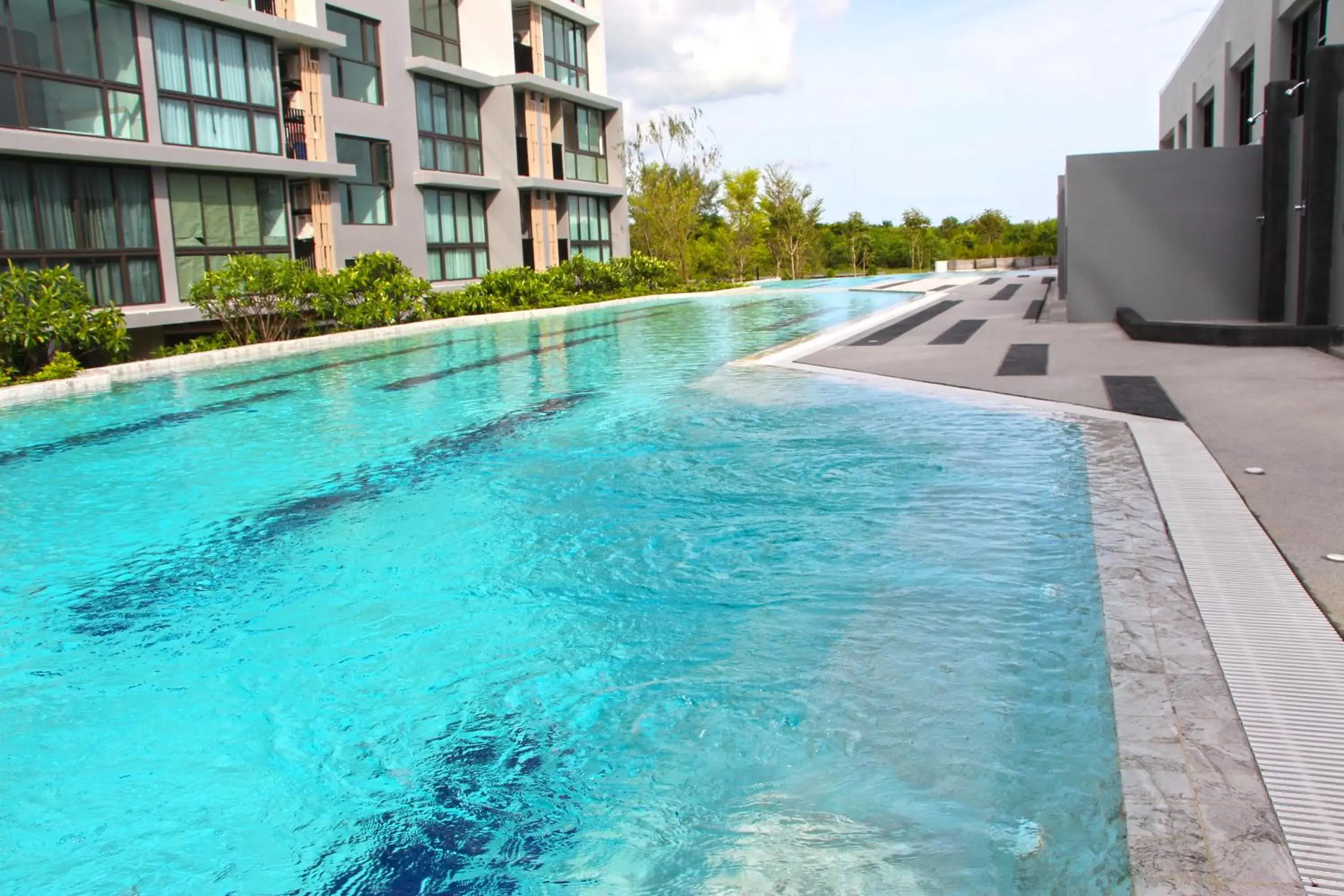 Swimming pool in Connext Residence Phuket Swimming pool in Connext Residence Phuket