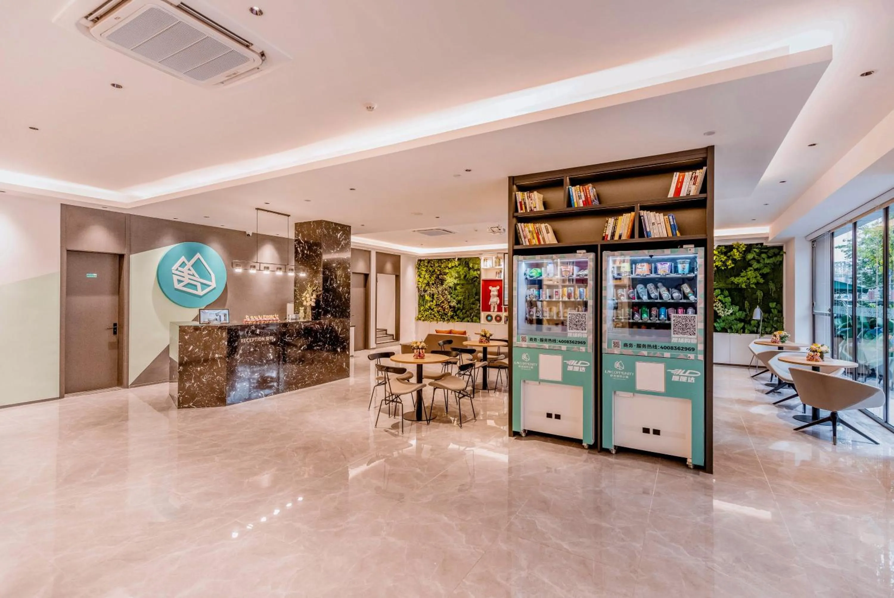 Lobby or reception in LNCommunity Guangzhou Haizhu Branch