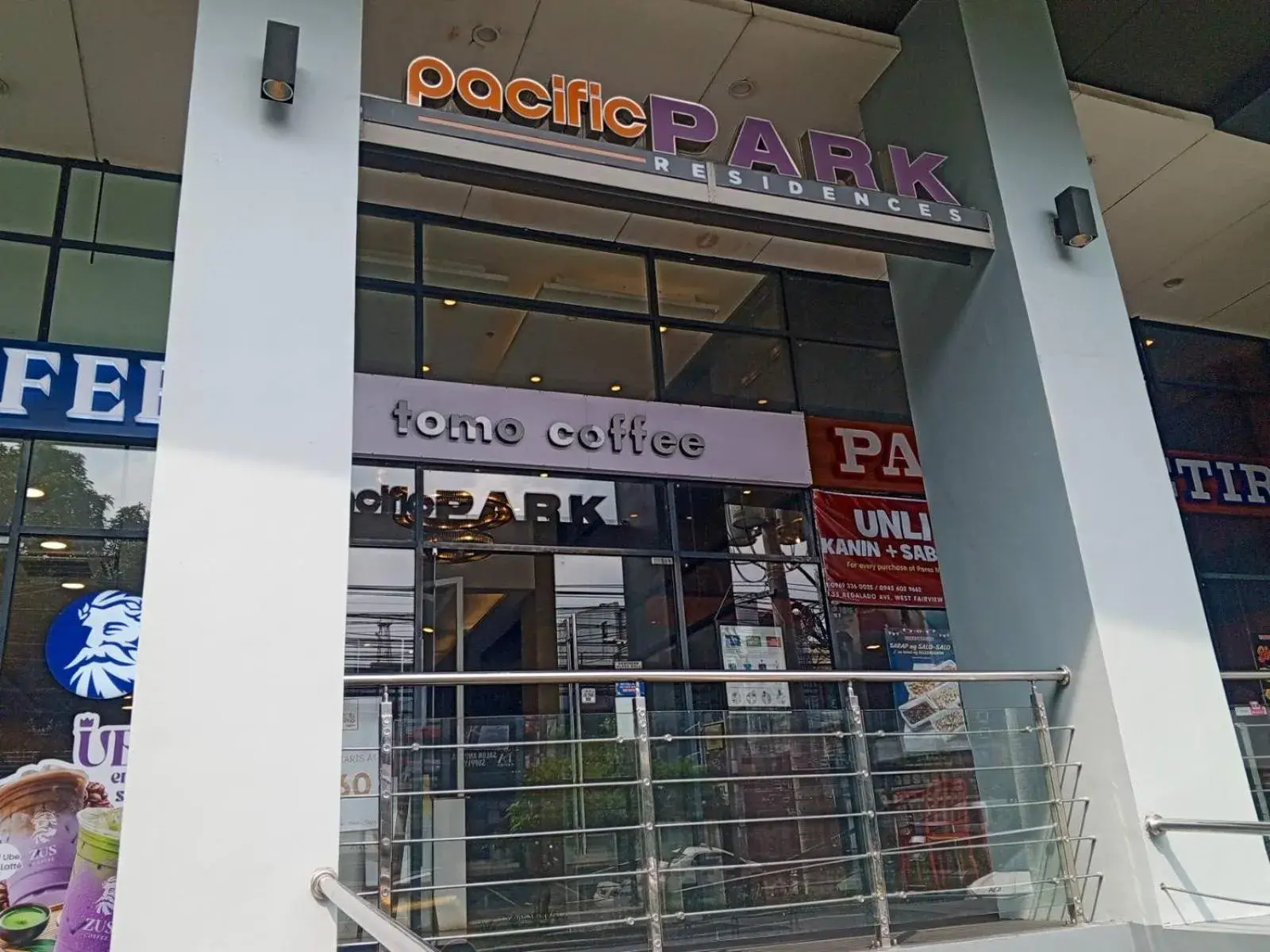 Property building in Pacific Park Hotel Property building in Pacific Park Hotel