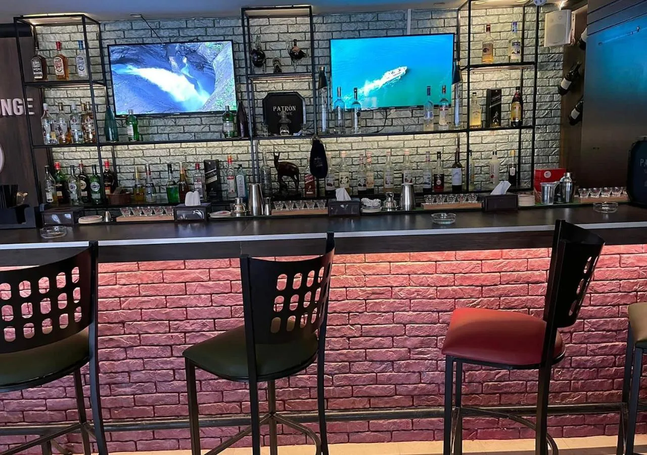 Lounge or bar in Torino Hotel Amman