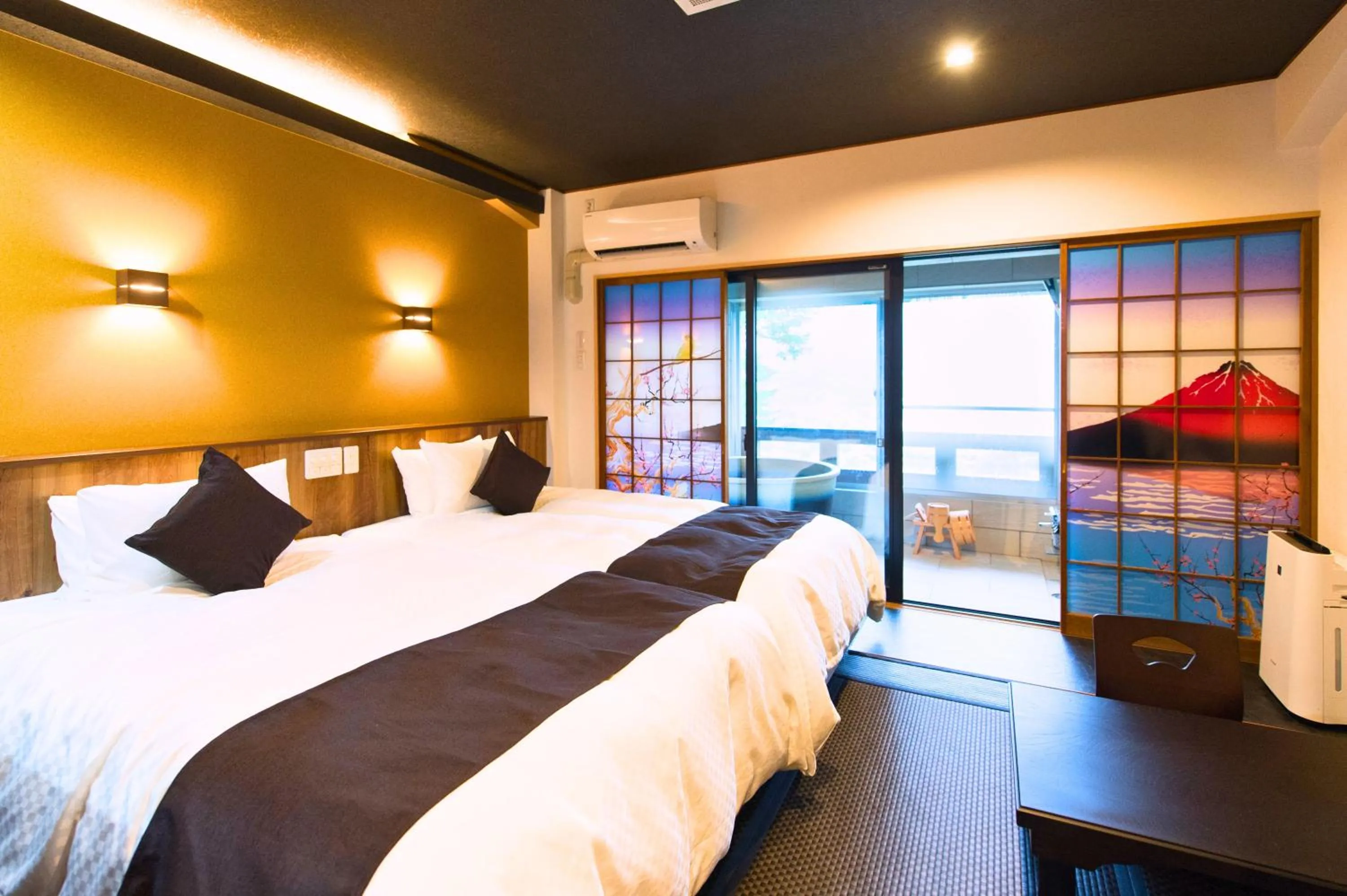 Photo of the whole room, Bed in LiVEMAX RESORT Hakone Sengokuhara