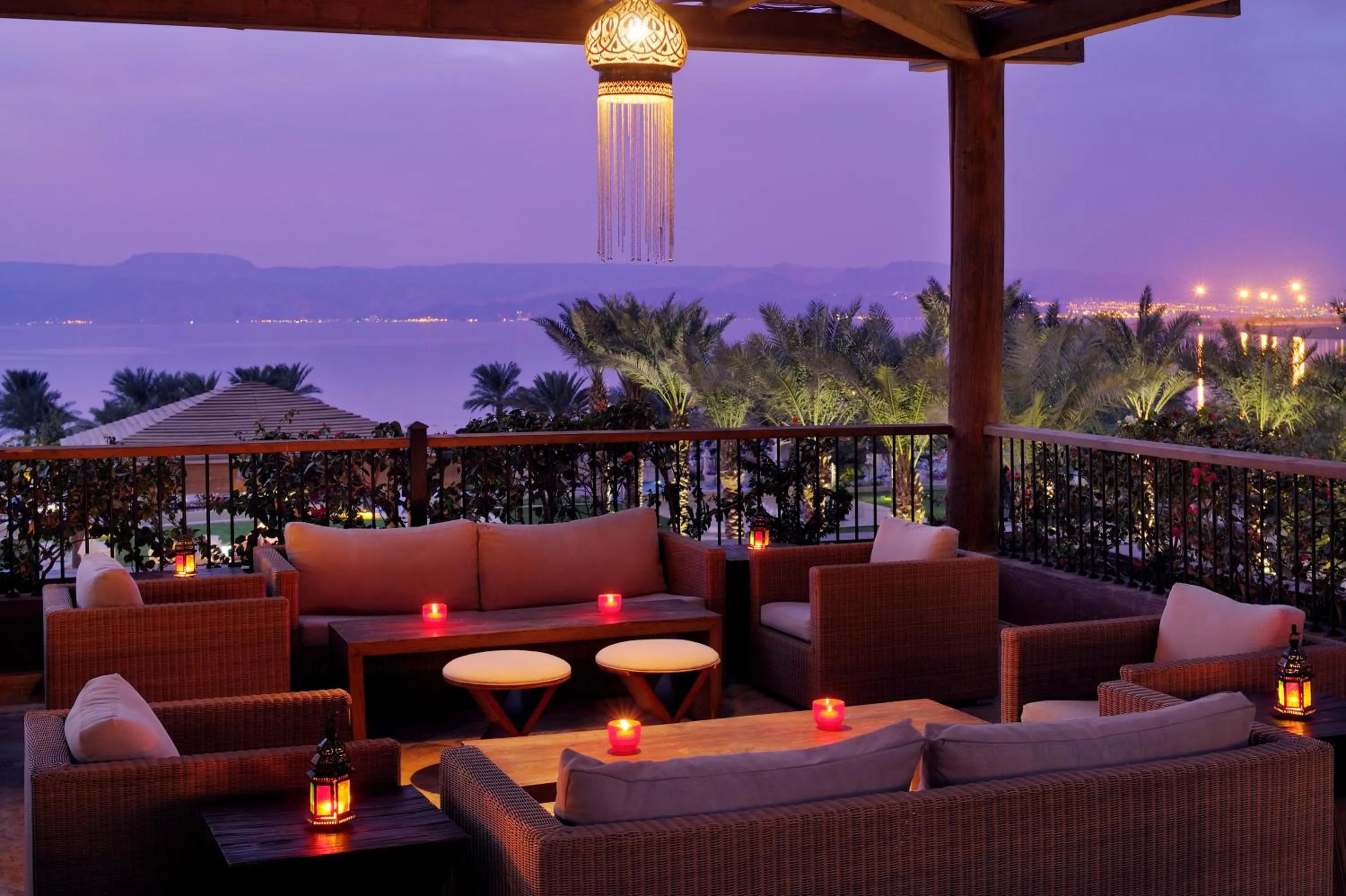 Lounge or bar in Mövenpick Resort & Spa Tala Bay Aqaba