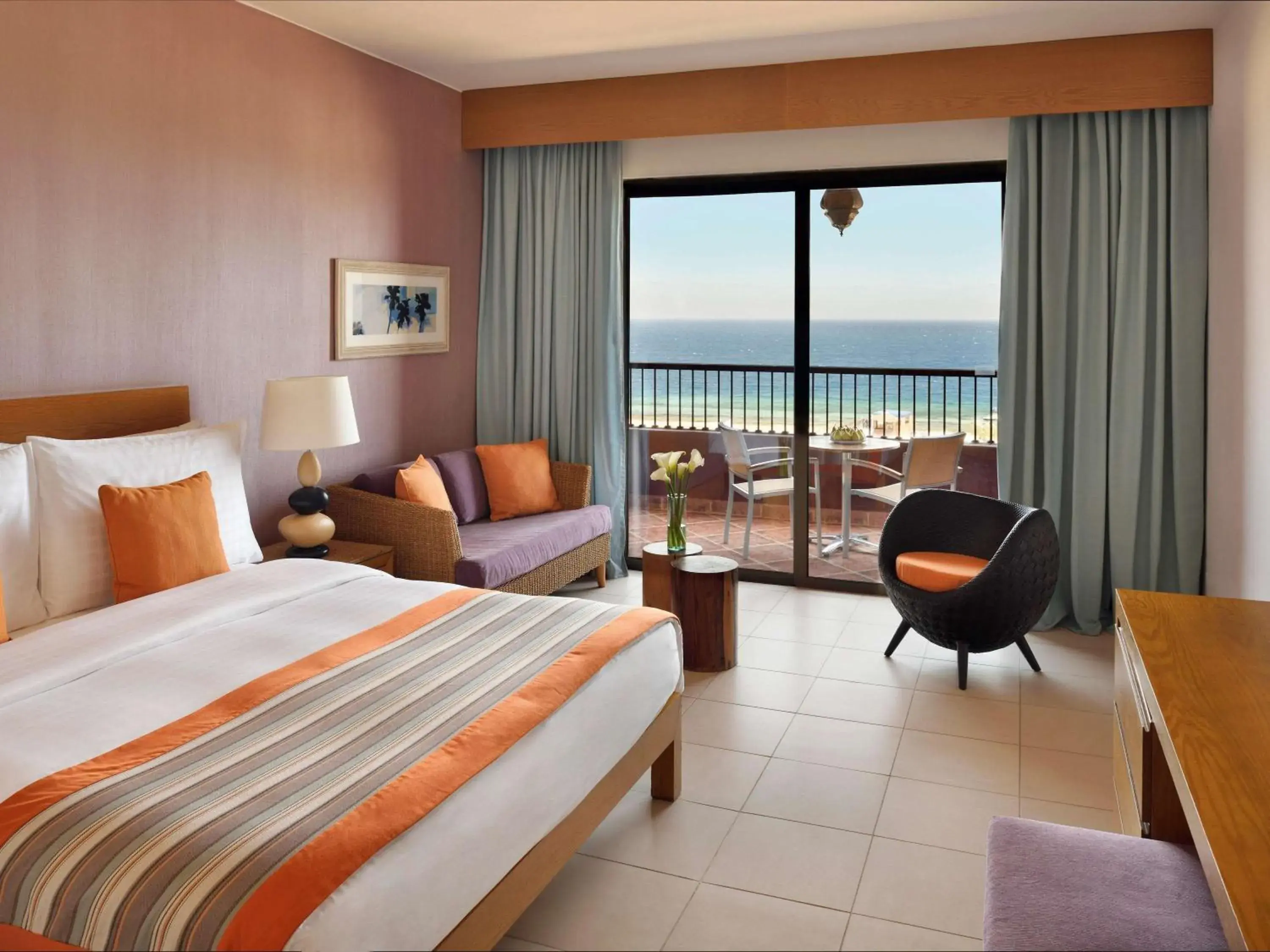 Bed in Mövenpick Resort & Spa Tala Bay Aqaba Bed in Mövenpick Resort & Spa Tala Bay Aqaba