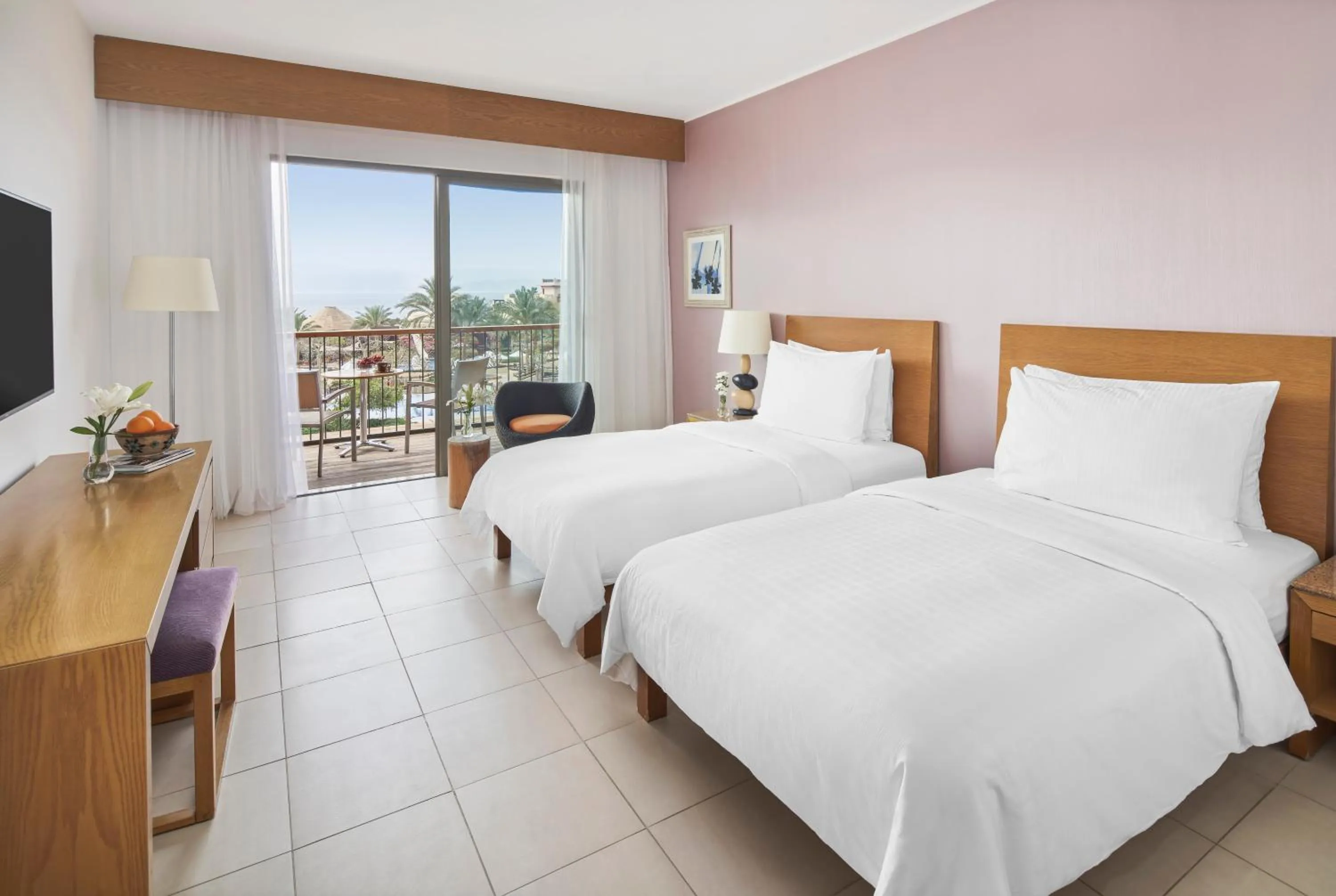 View (from property/room), Bed in Mövenpick Resort & Spa Tala Bay Aqaba