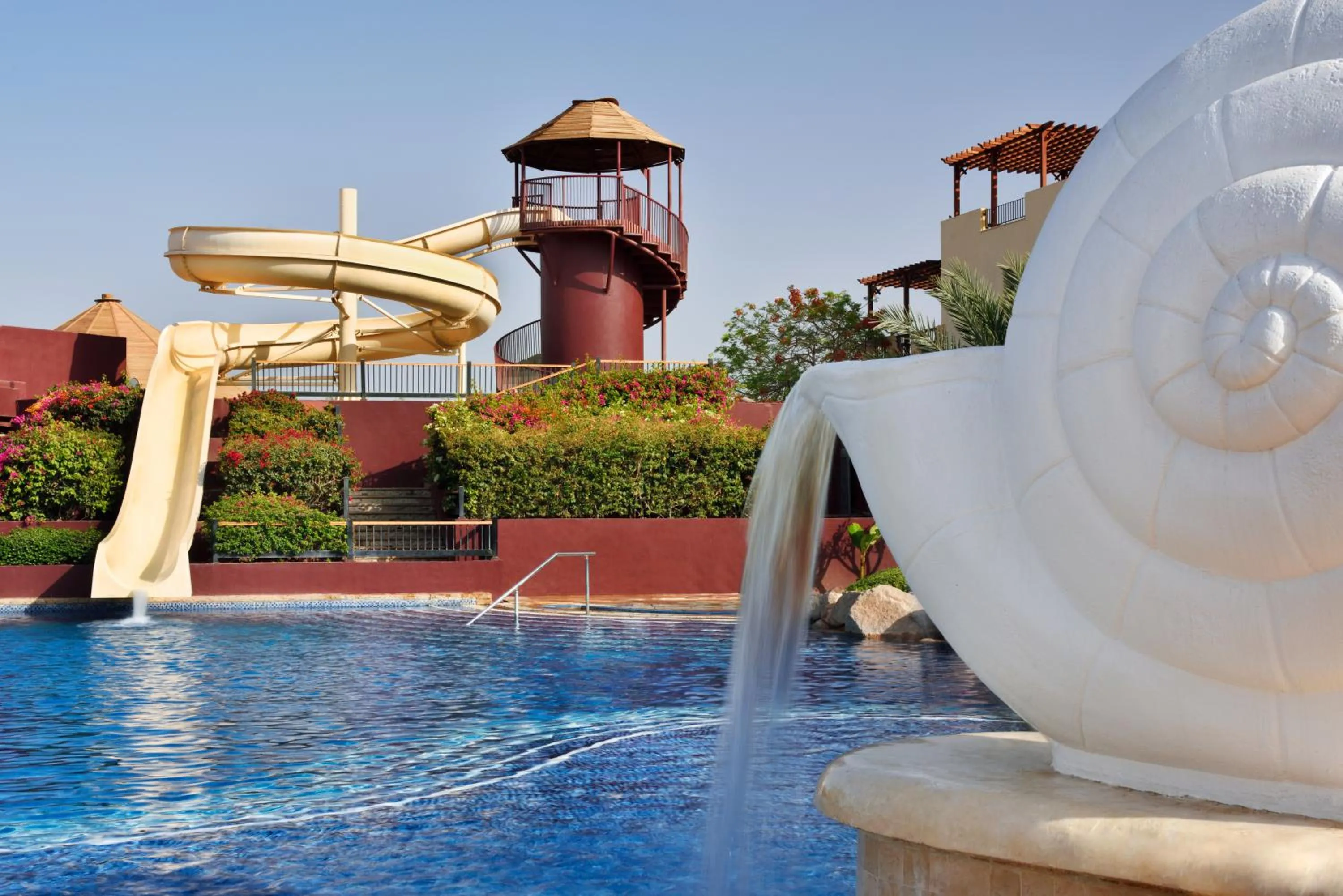 Swimming pool in Mövenpick Resort & Spa Tala Bay Aqaba