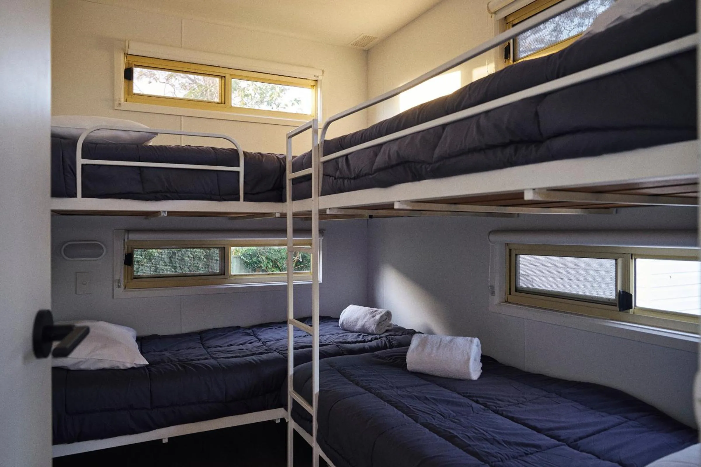 Bed in Mollymook Tourist Park