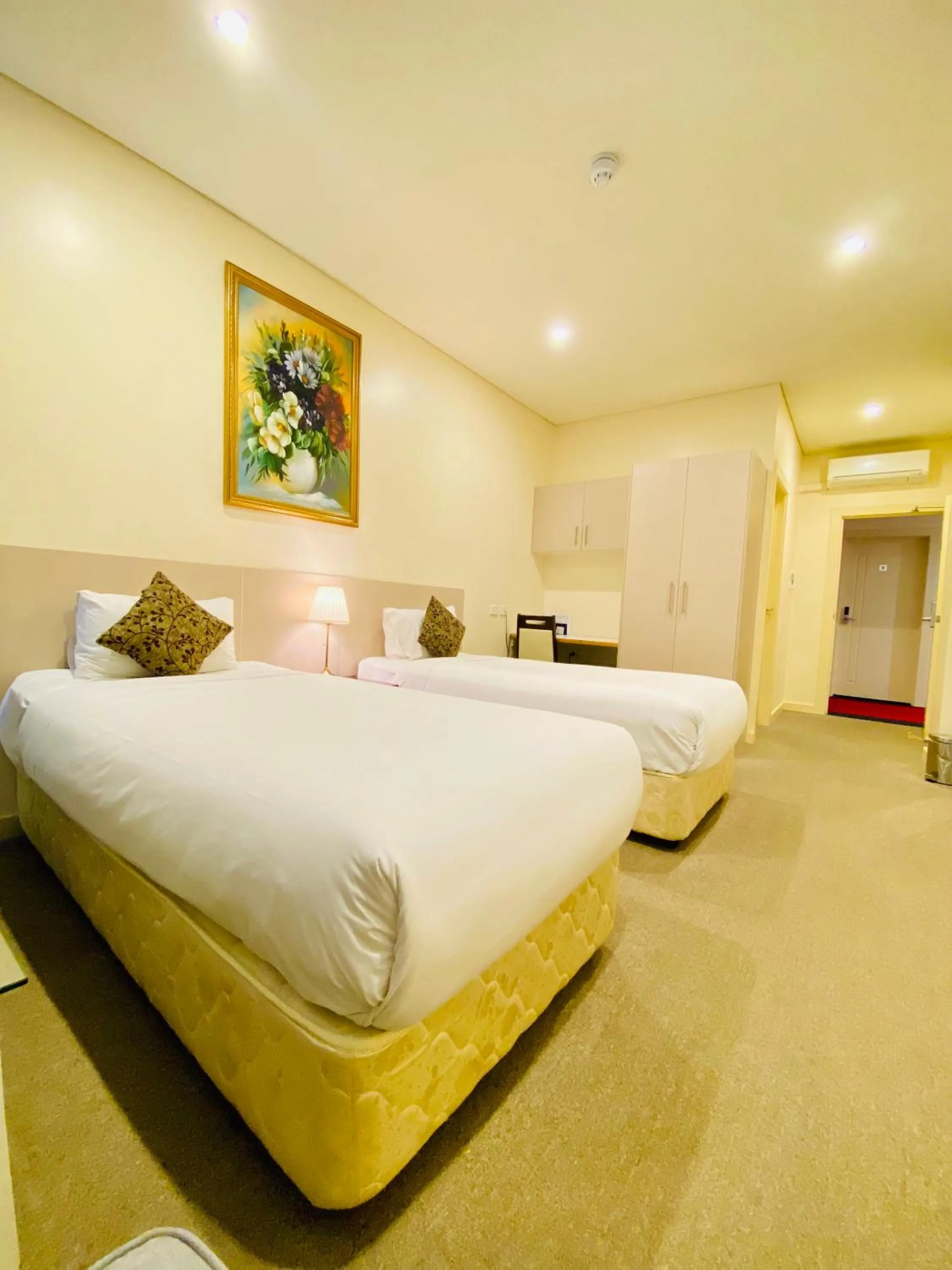 Bed in Parklane Motel Murray Bridge