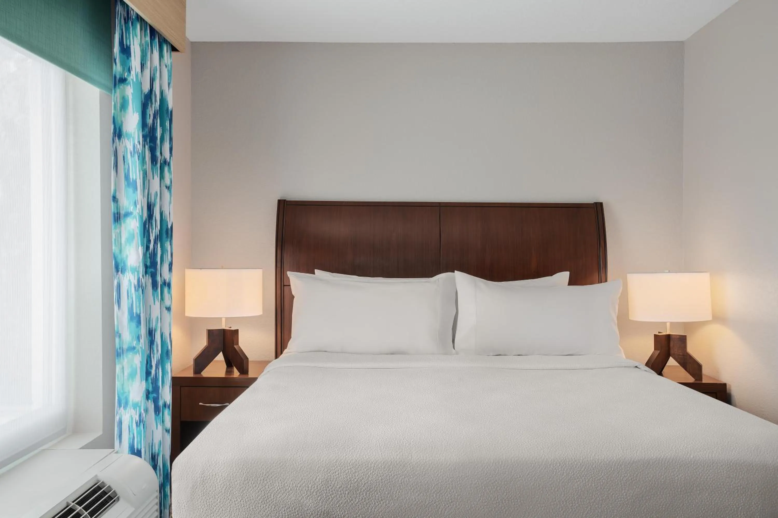 Bed in Hilton Garden Inn Tampa North