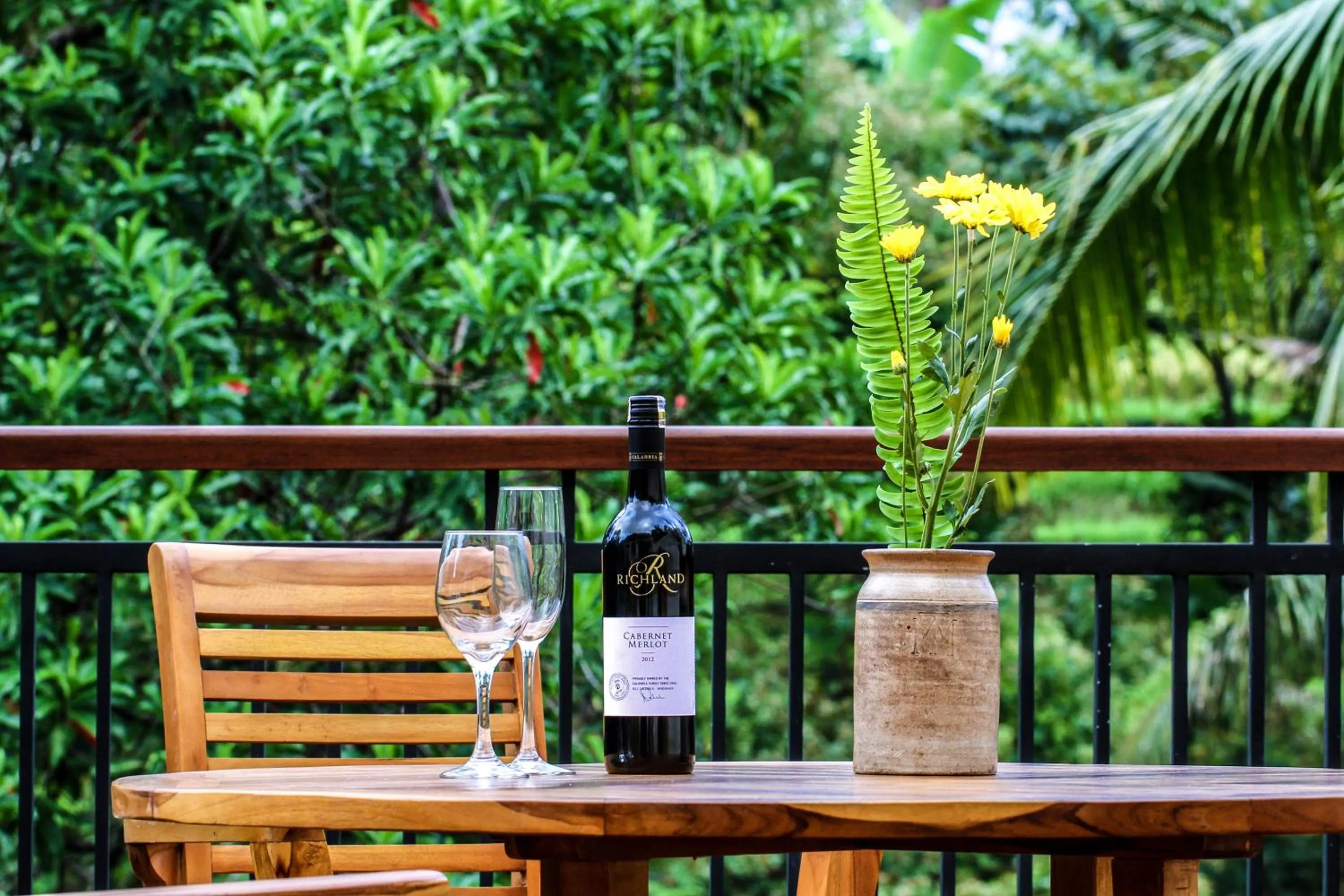 Garden in River Sakti Ubud by Prasi