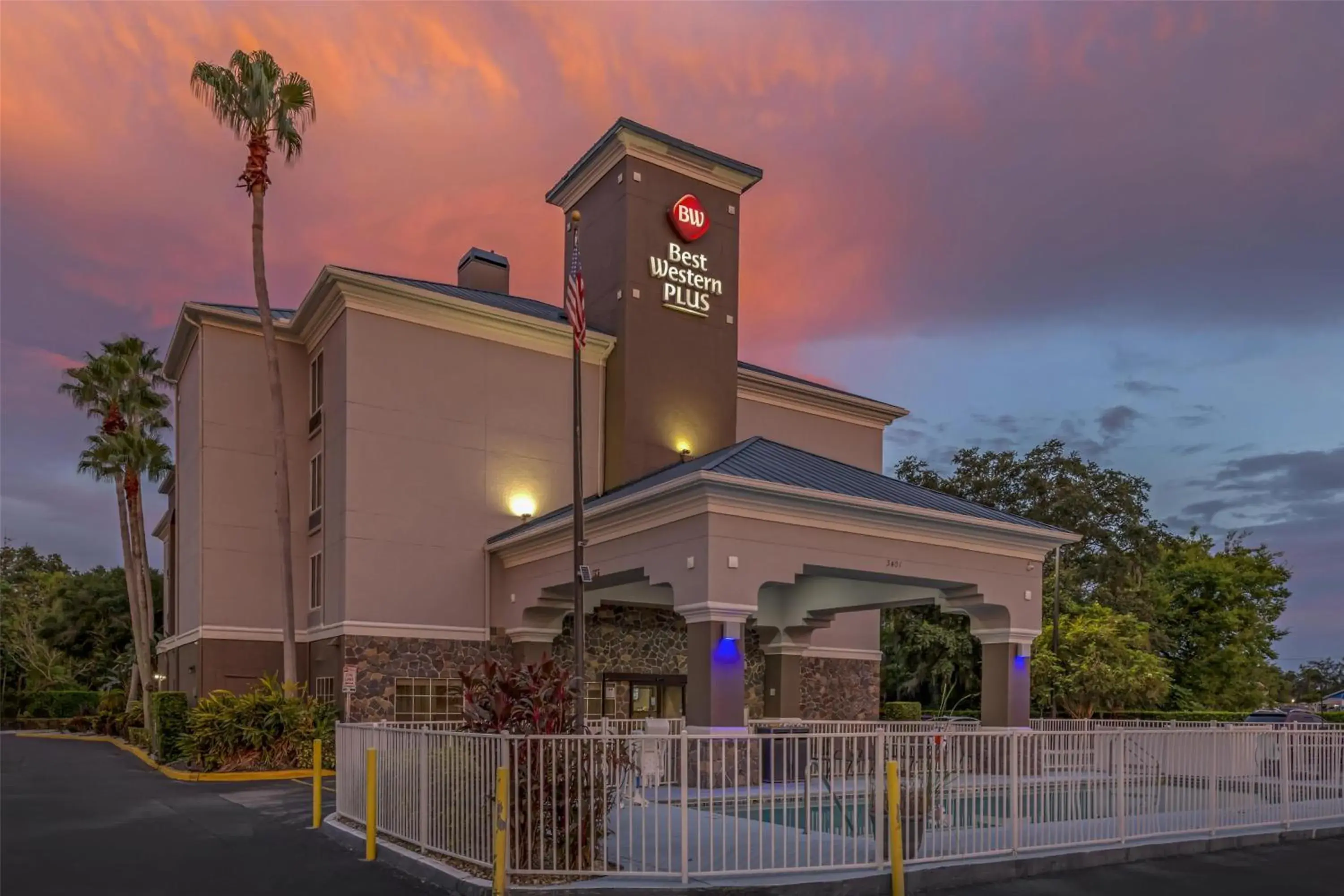 Property building in Best Western Plus Sanford Airport/Lake Mary Hotel Property building in Best Western Plus Sanford Airport/Lake Mary Hotel