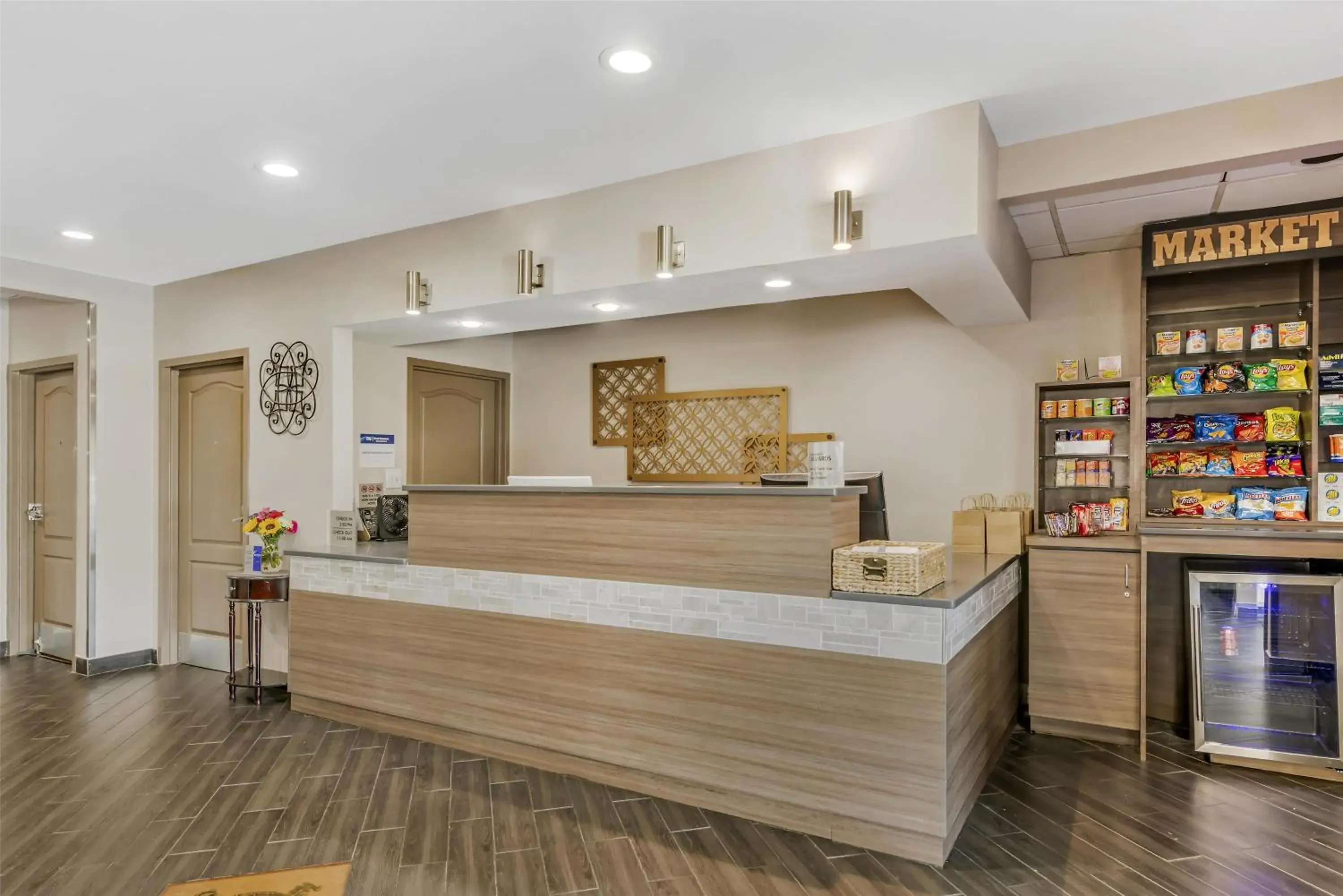 Lobby or reception in Best Western Plus Sanford Airport/Lake Mary Hotel Lobby or reception in Best Western Plus Sanford Airport/Lake Mary Hotel