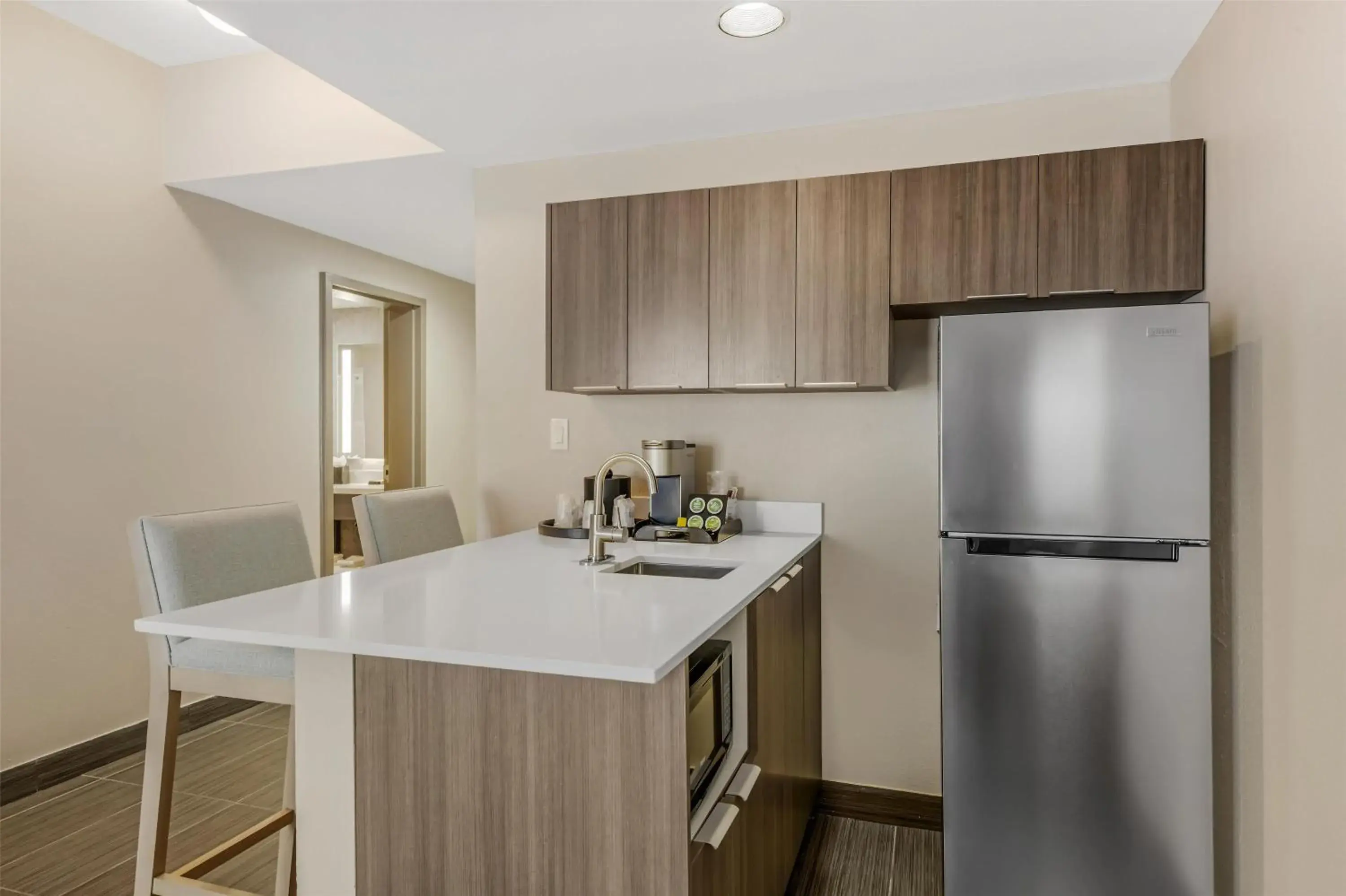 Bedroom in Best Western Plus Sanford Airport/Lake Mary Hotel Bedroom in Best Western Plus Sanford Airport/Lake Mary Hotel