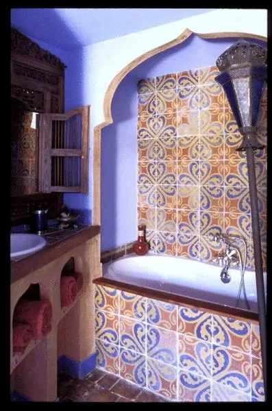 Bathroom in Demeure de Digoine "Chambre d'Hotes"