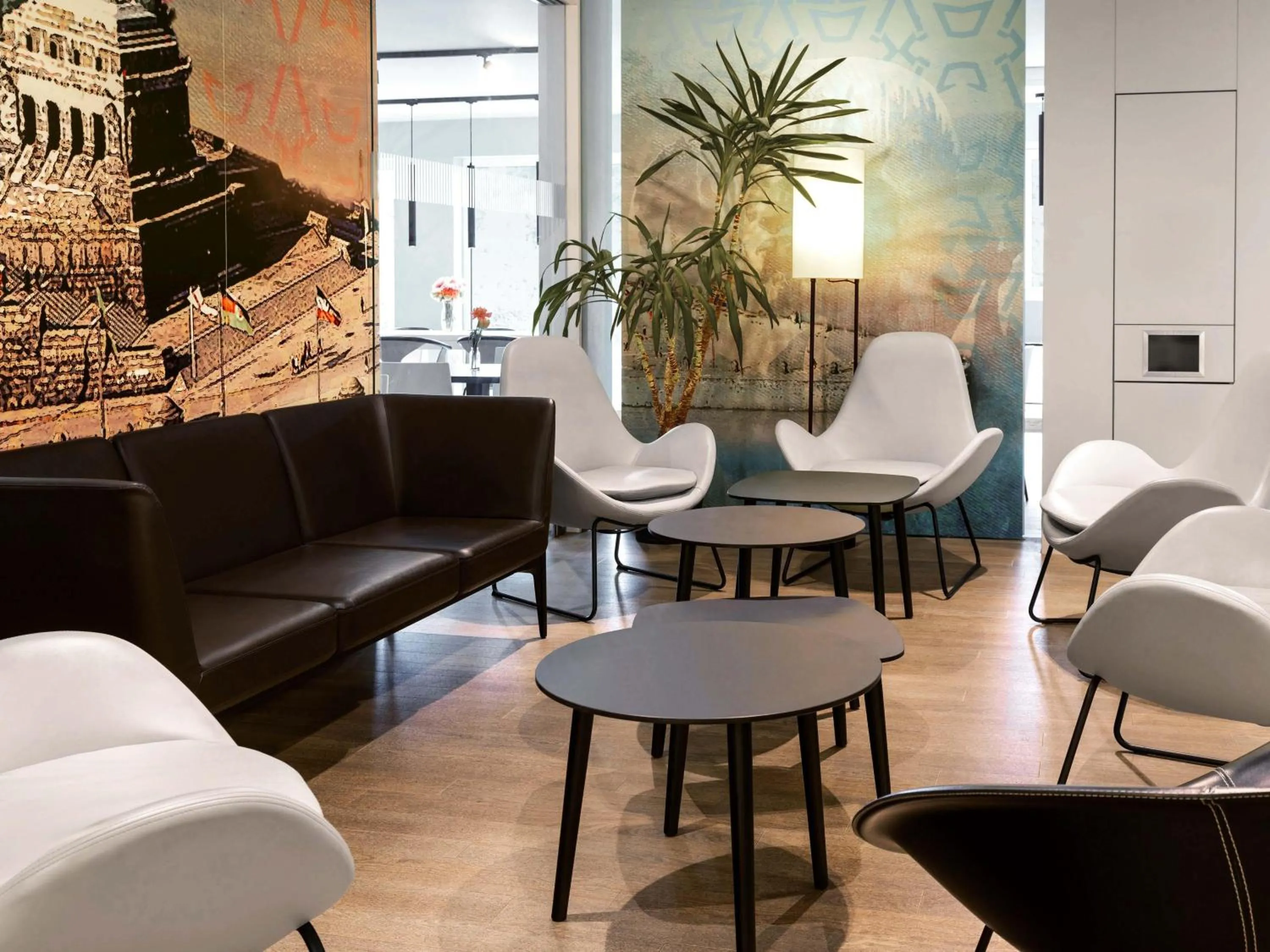 Lobby or reception in B&B Hotel Koblenz-City