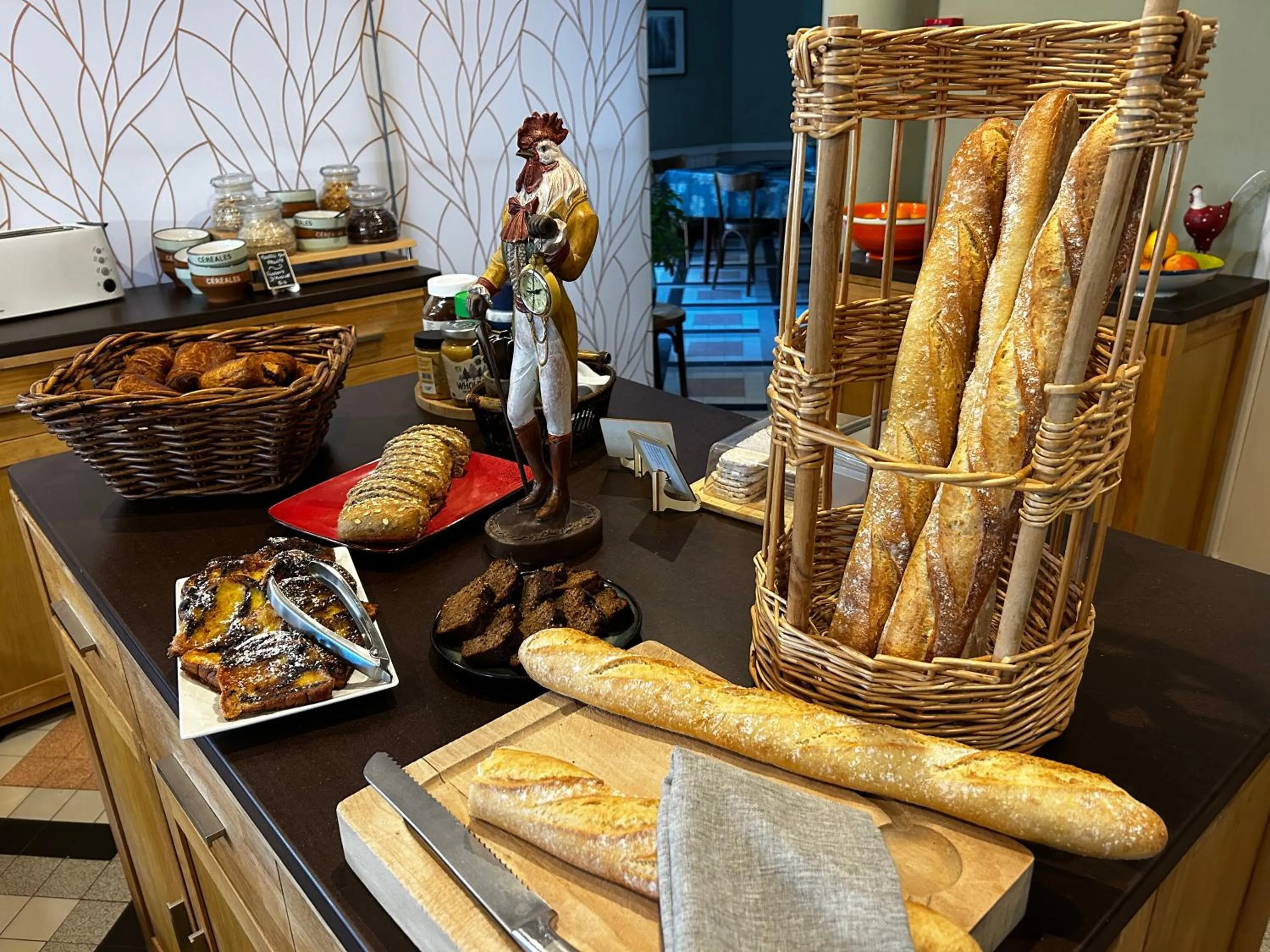 Food and drinks in Au Soleil d'Or