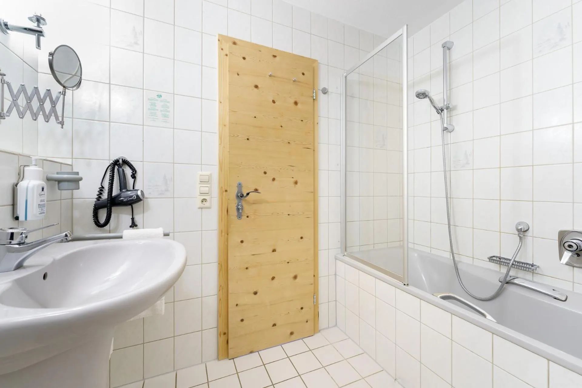 Bathroom in Hotel Schlehdorn