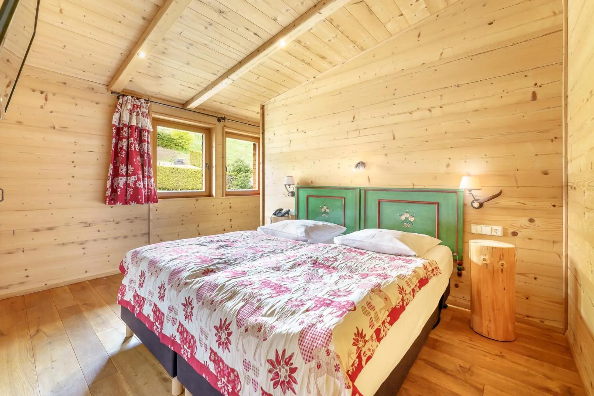 Bedroom, Bed in Hotel Schlehdorn