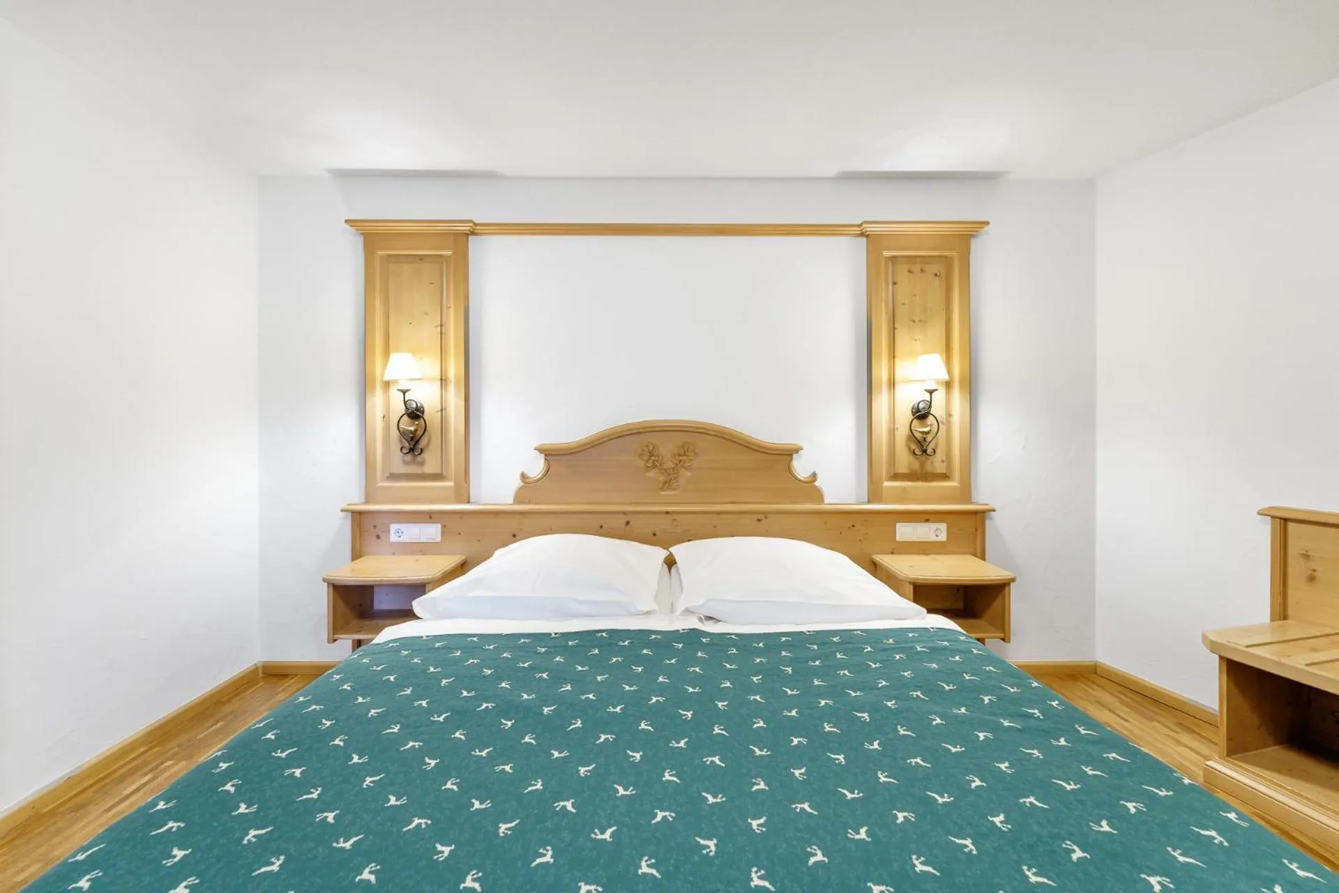 Bedroom, Bed in Hotel Schlehdorn