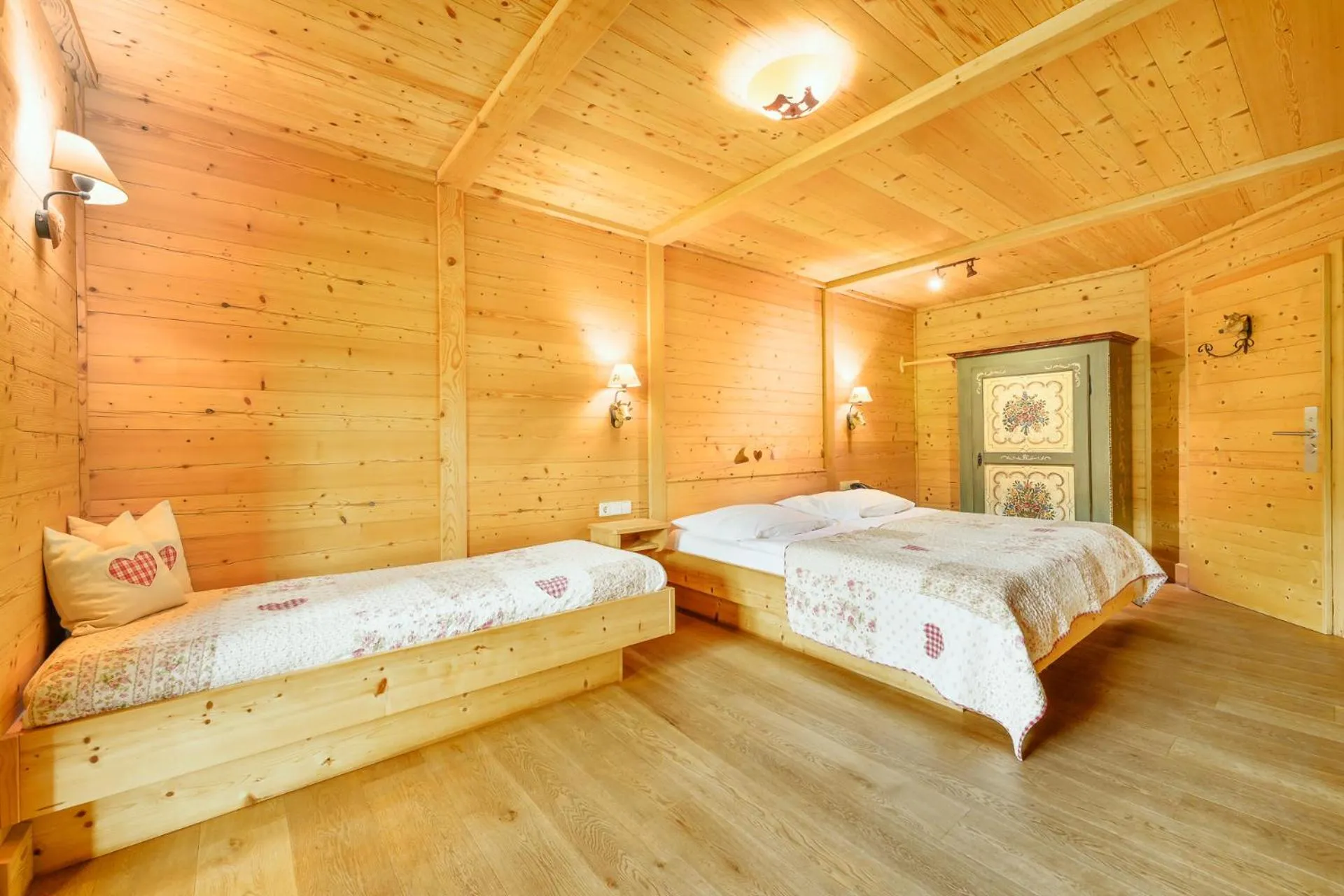 Bedroom, Bed in Hotel Schlehdorn