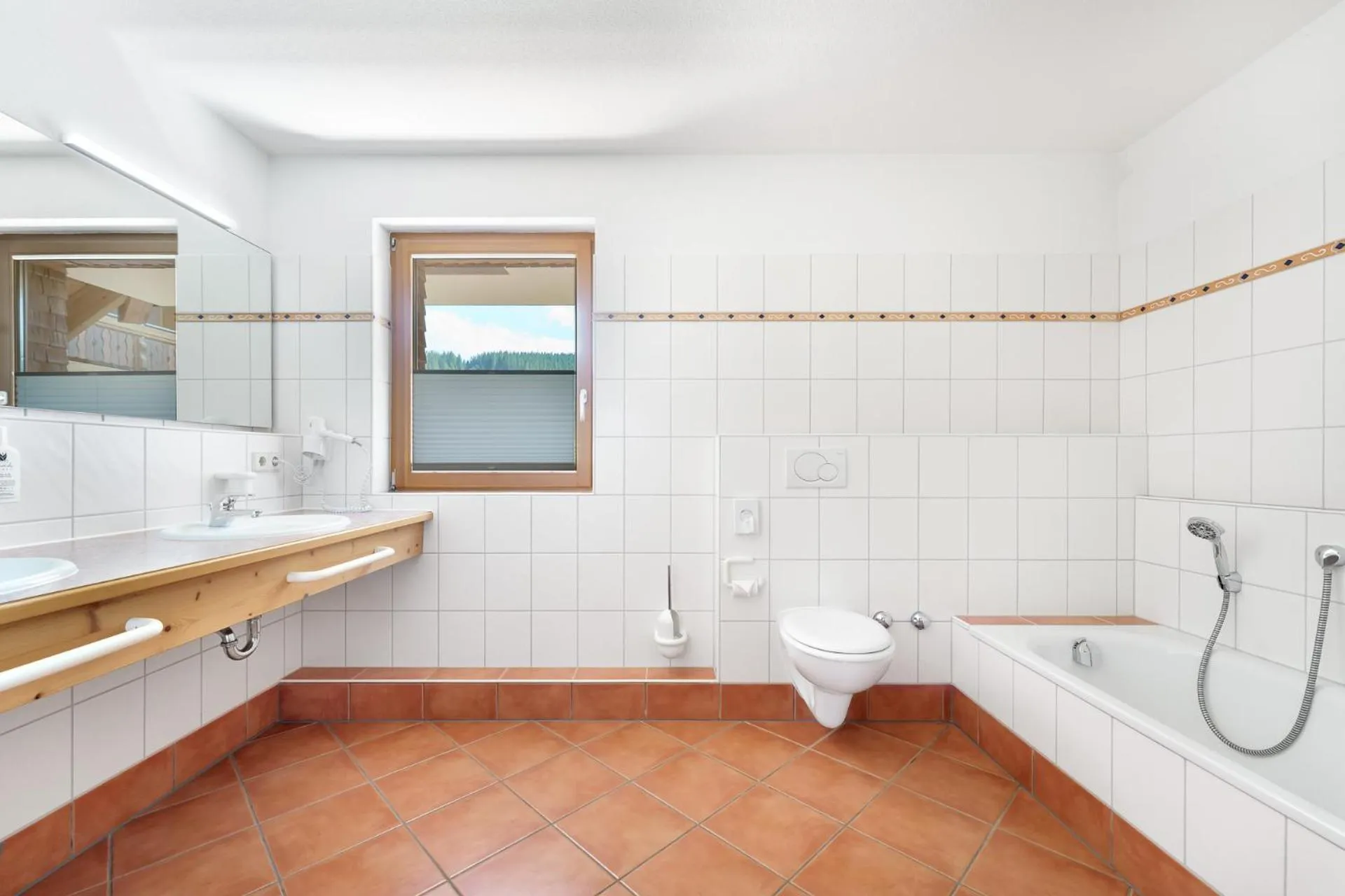 Bathroom in Hotel Schlehdorn