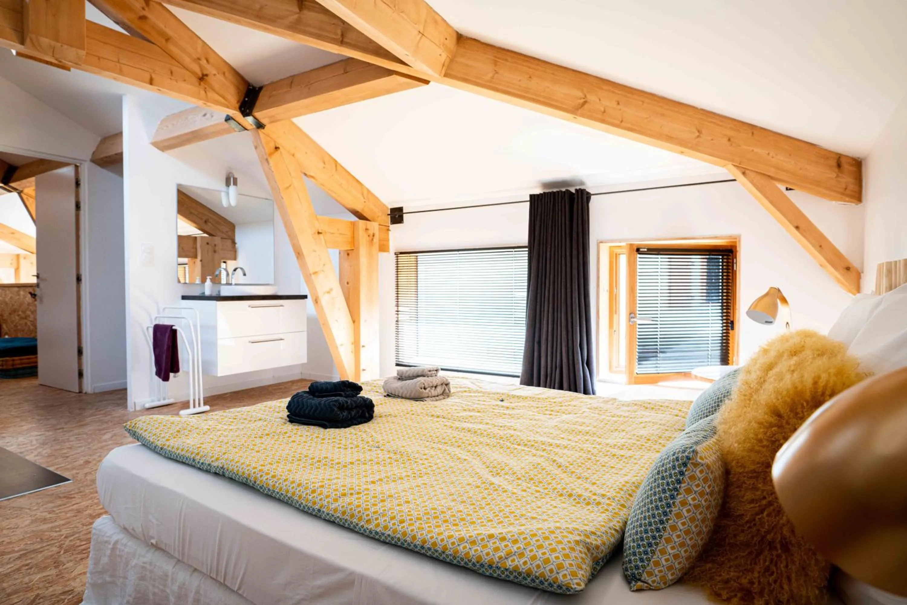 Photo of the whole room, Bed in La Métairie du Clos Saint Louis