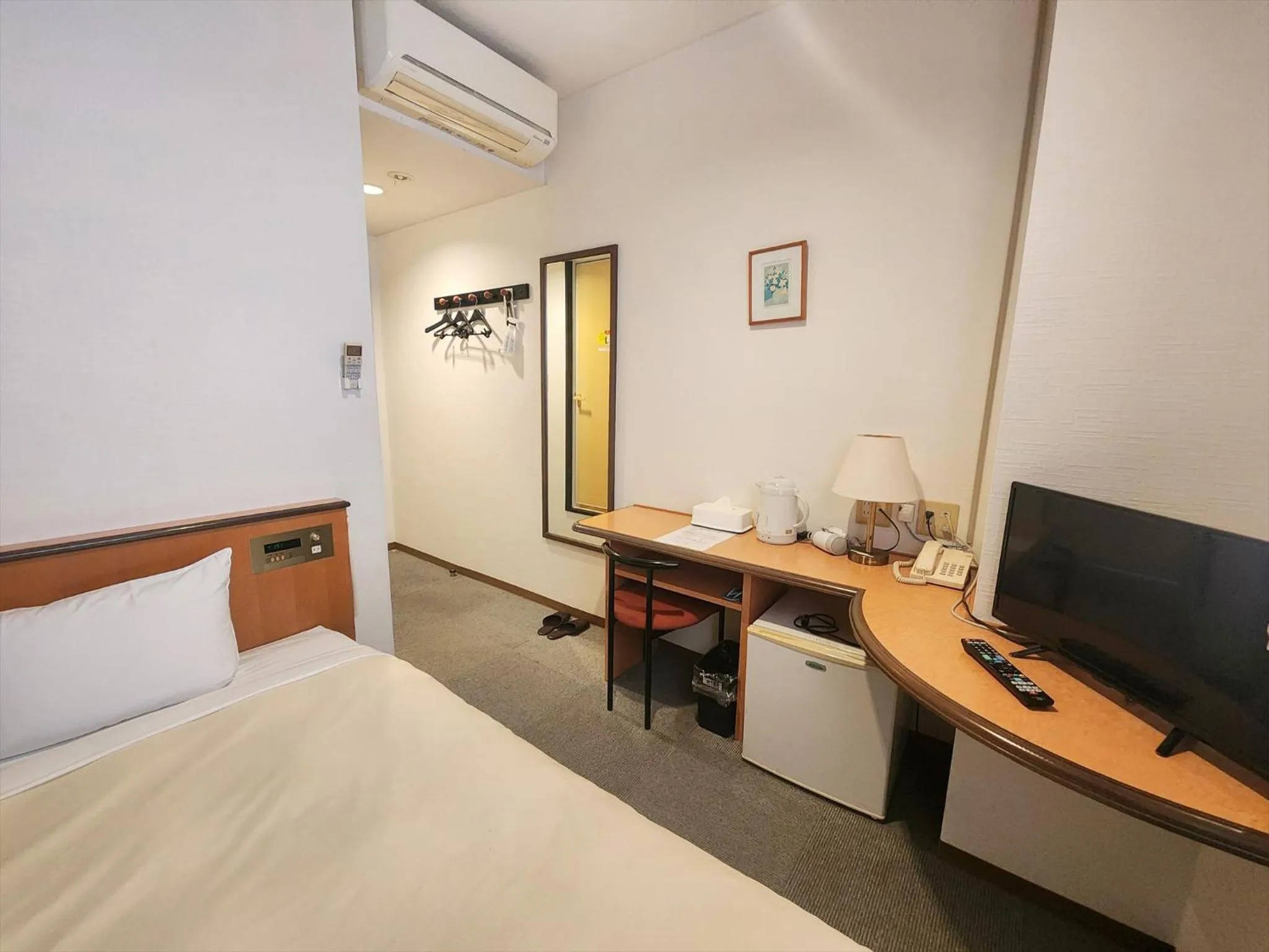 Photo of the whole room in Hotel Kakegawa Hills