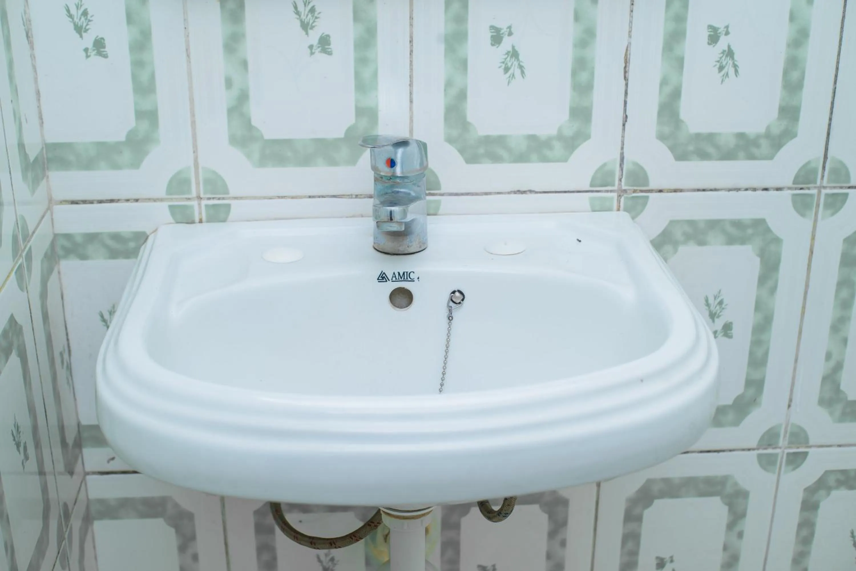 Bathroom in Arusha Giraffe Lodge