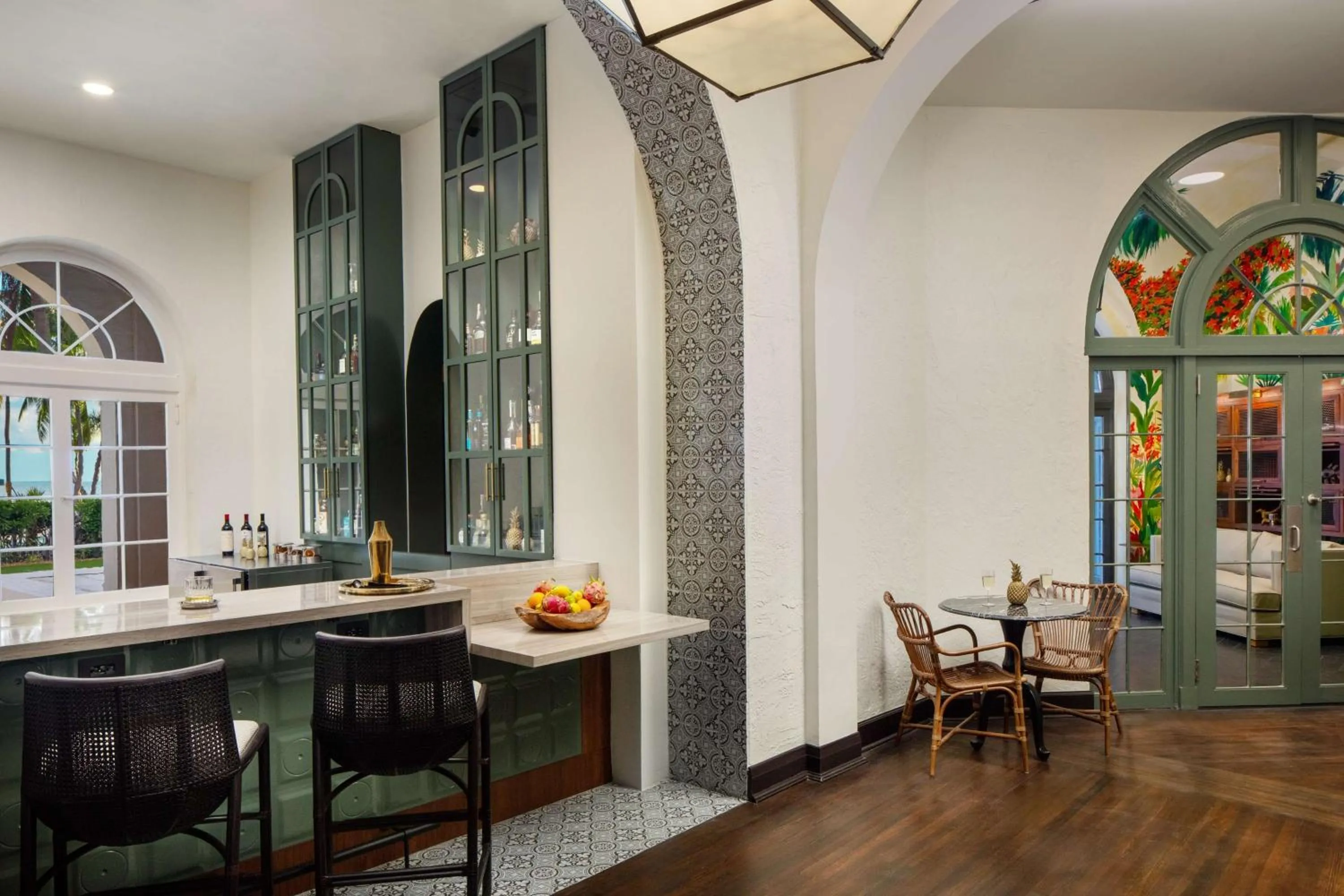 Lounge or bar in Casa Marina Key West, Curio Collection by Hilton