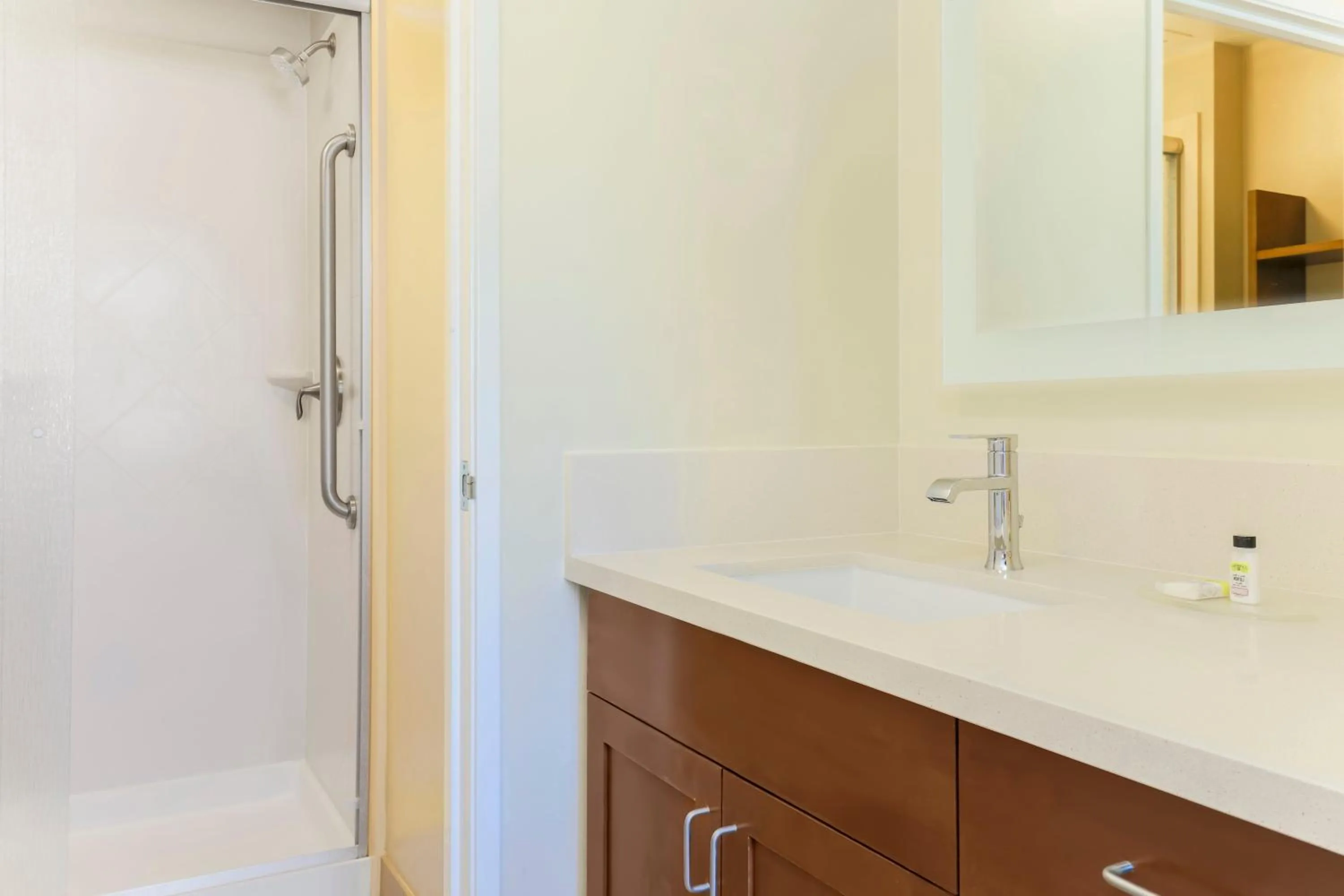 Bathroom in Staybridge Suites Reno Nevada by IHG