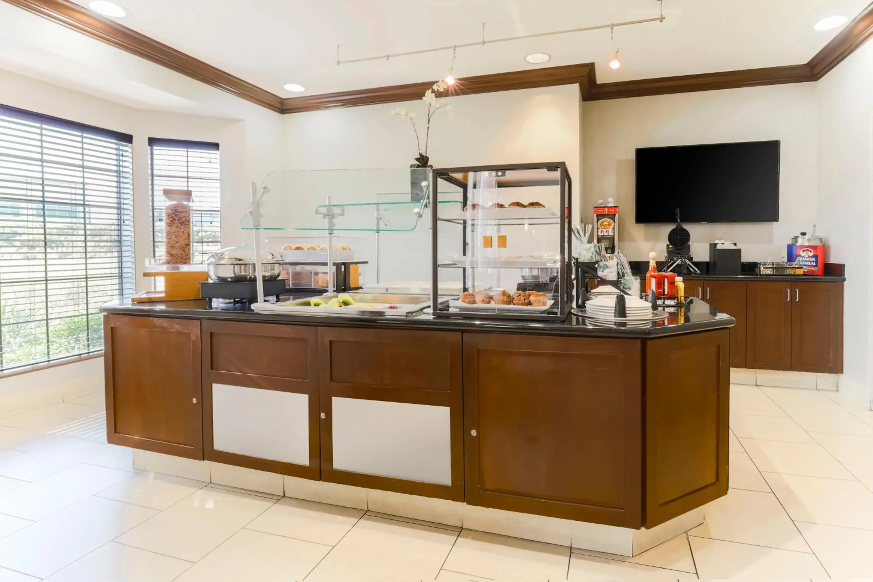 Breakfast in Staybridge Suites Reno Nevada by IHG Breakfast in Staybridge Suites Reno Nevada by IHG