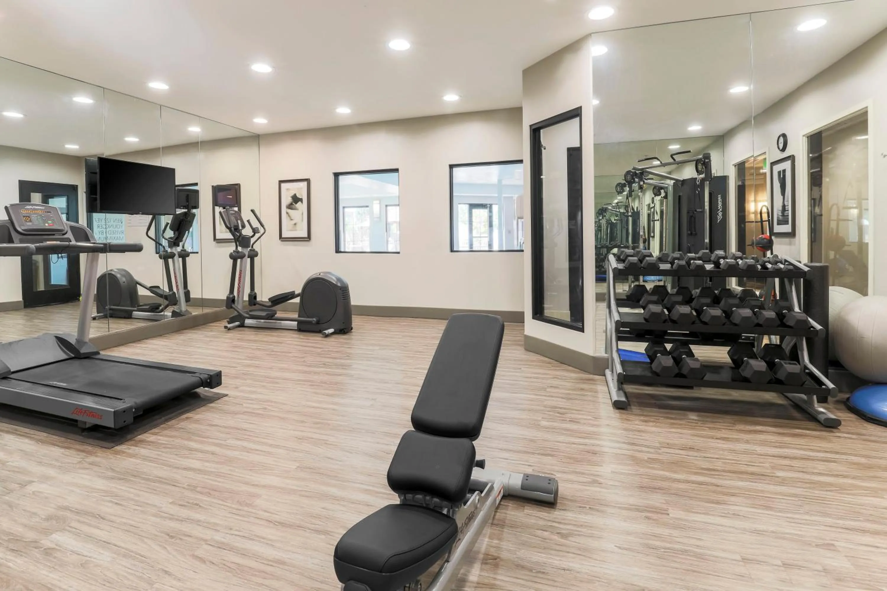 Fitness centre/facilities in Staybridge Suites Reno Nevada by IHG