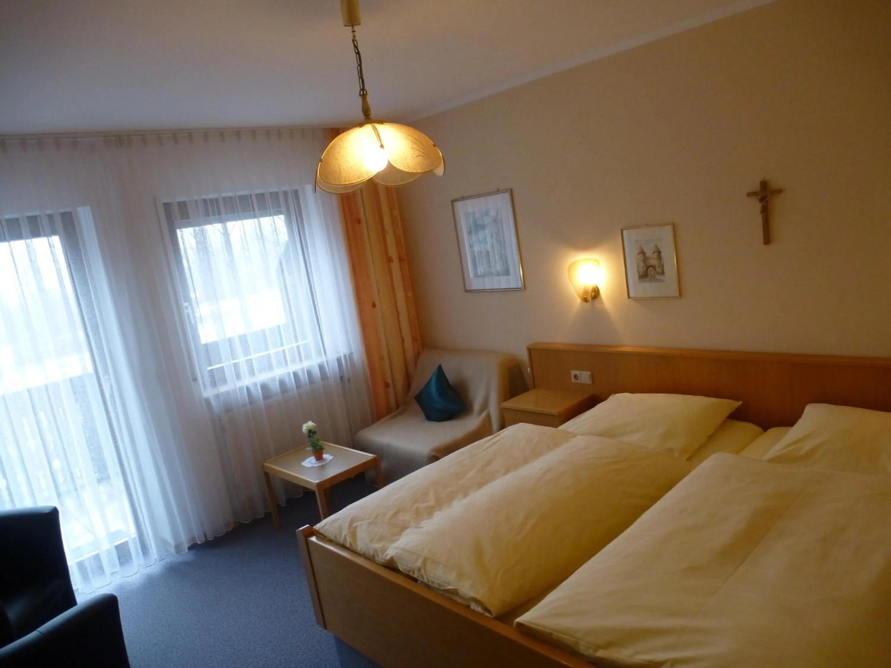 Photo of the whole room, Bed in Hotel-Gasthof "Zum Bartl"