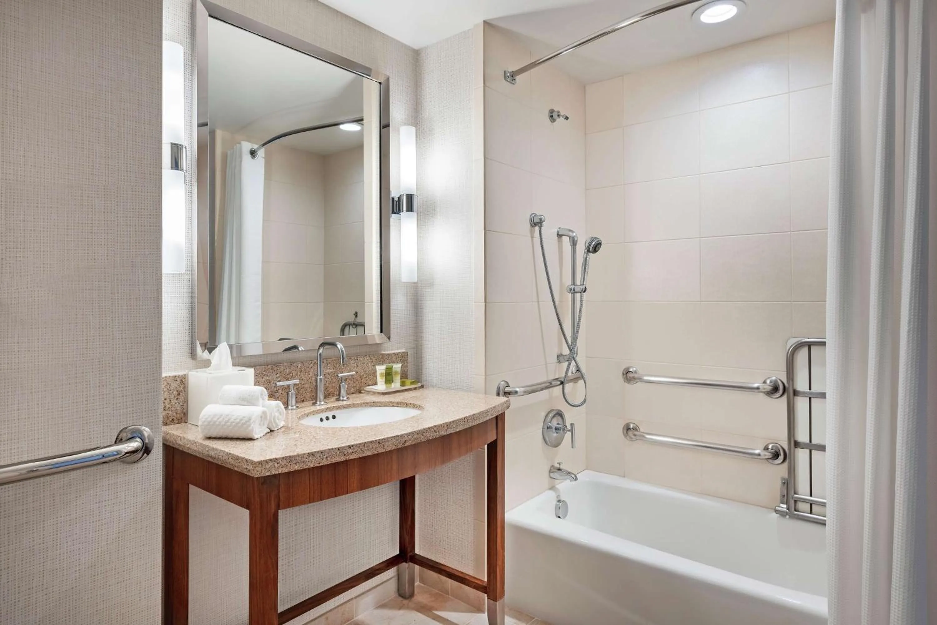 Bathroom in Hilton San Diego Bayfront