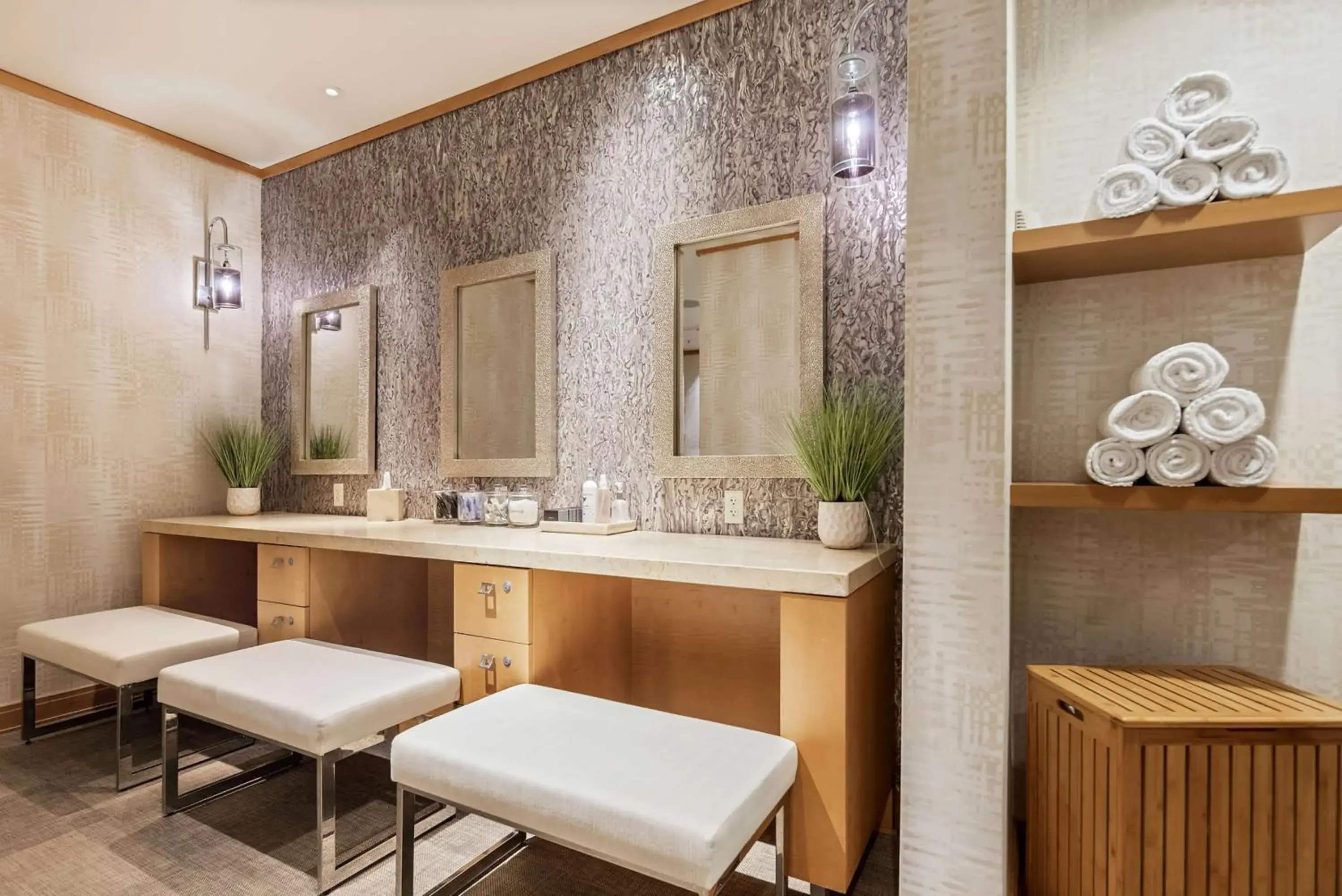 Spa and wellness centre/facilities in Hilton San Diego Bayfront Spa and wellness centre/facilities in Hilton San Diego Bayfront