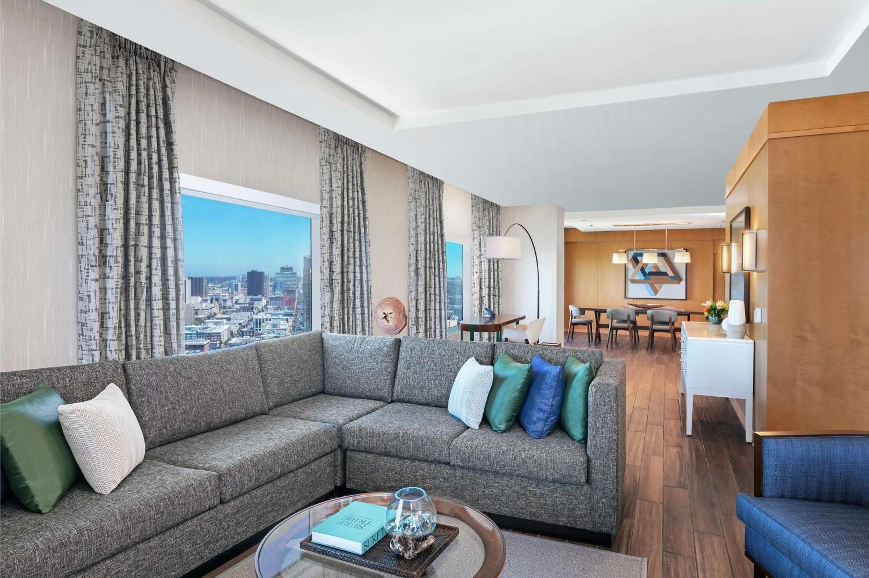 Living room in Hilton San Diego Bayfront