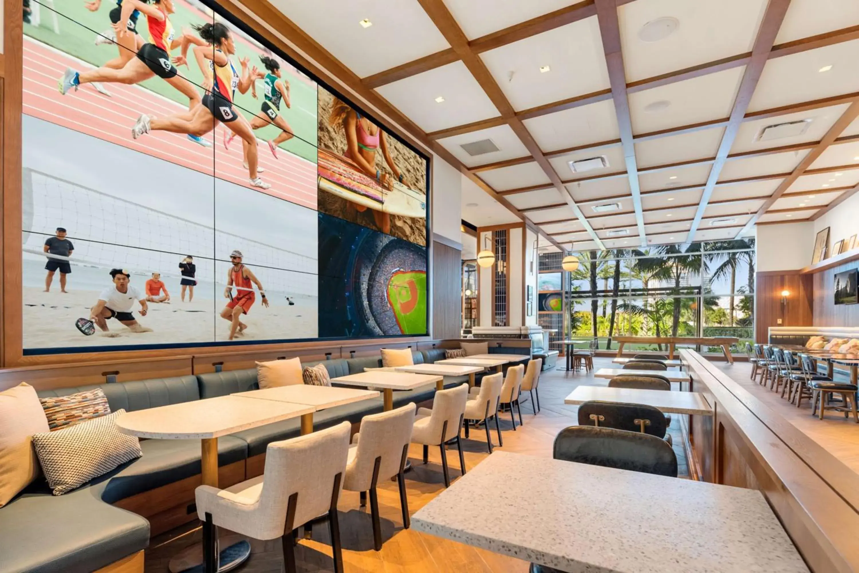 Restaurant/places to eat in Hilton San Diego Bayfront Restaurant/places to eat in Hilton San Diego Bayfront