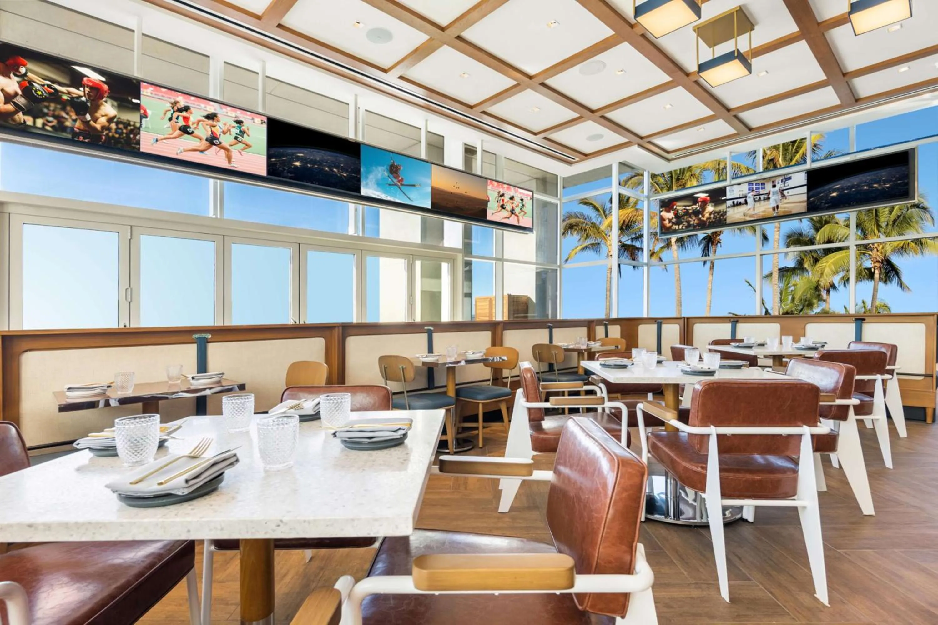 Restaurant/places to eat in Hilton San Diego Bayfront