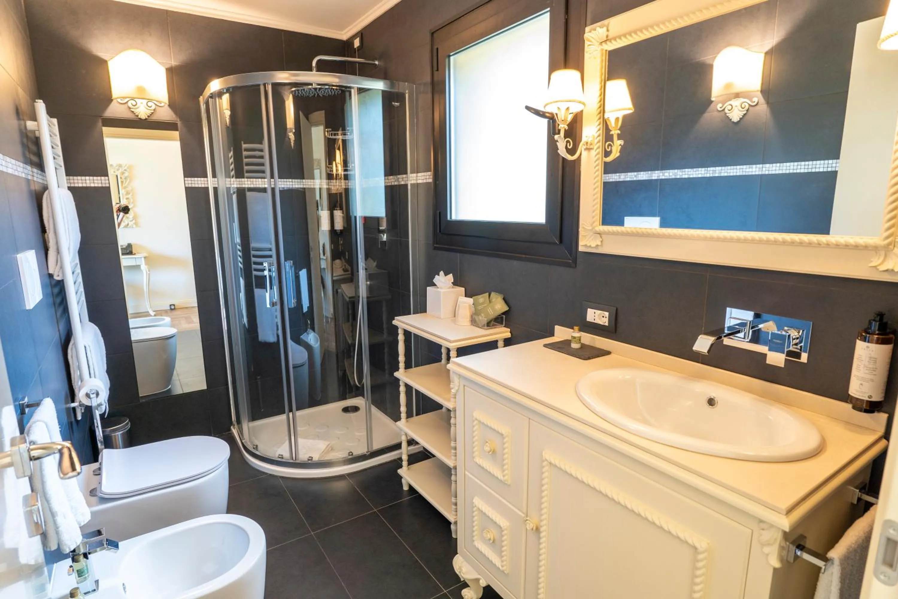 Shower in Relais Sassa al Sole