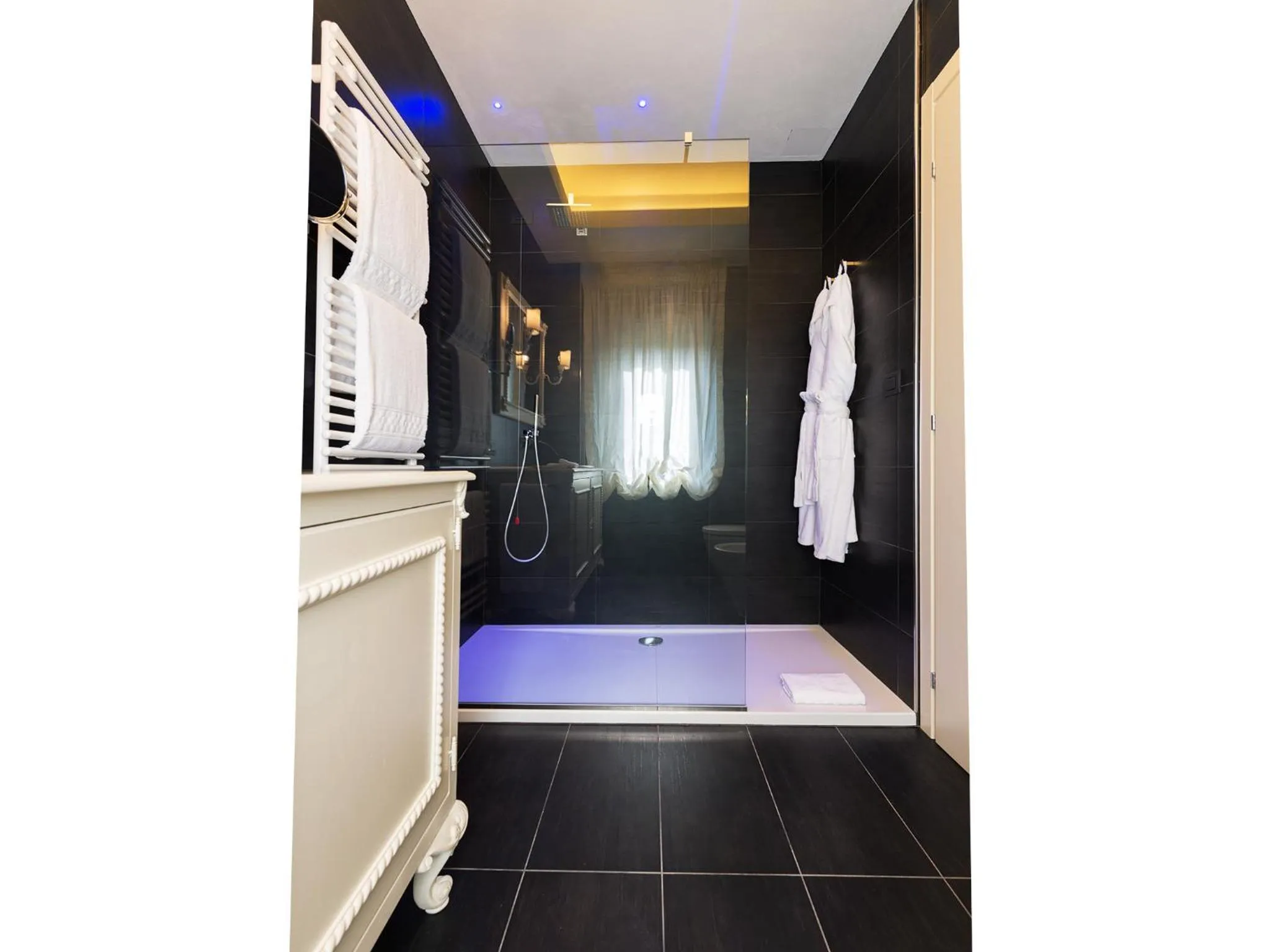 Shower in Relais Sassa al Sole