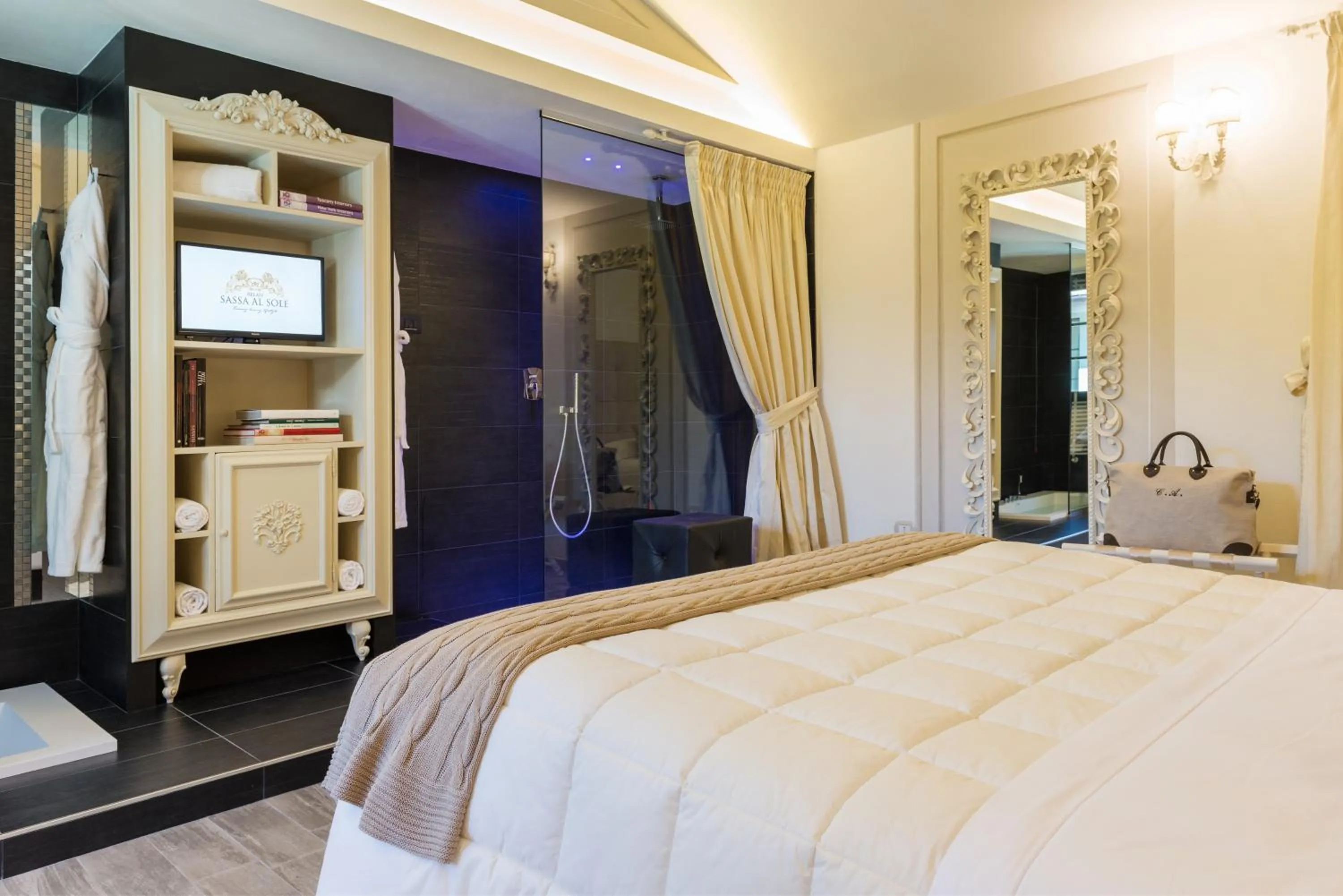 Photo of the whole room in Relais Sassa al Sole