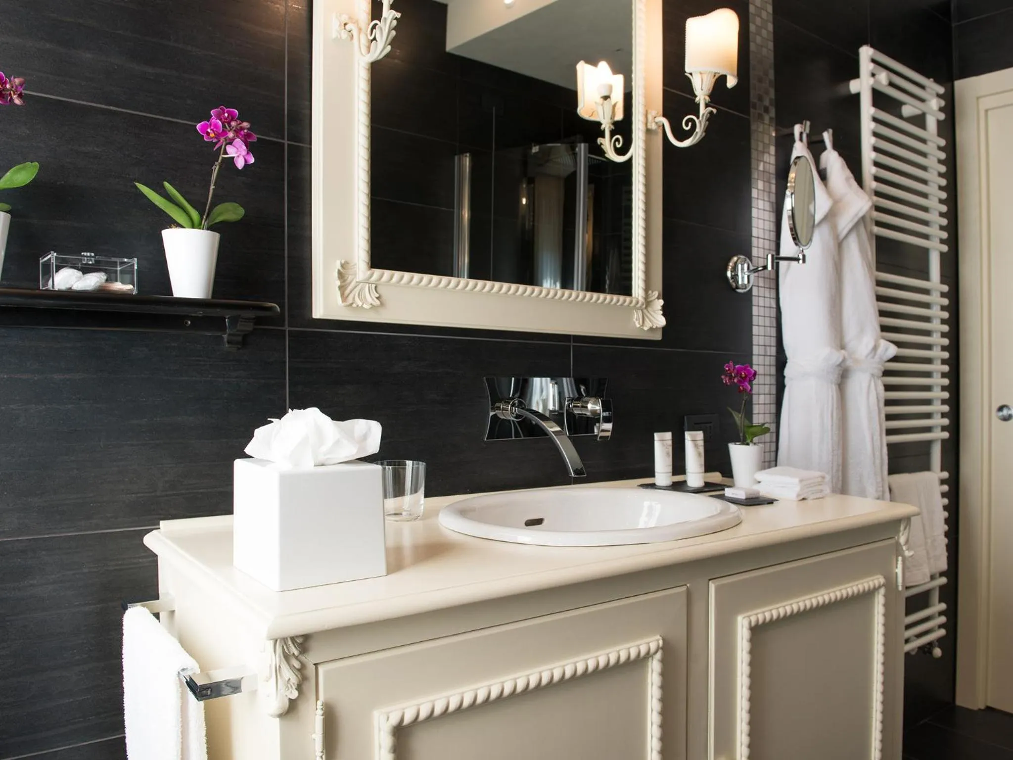 Shower in Relais Sassa al Sole