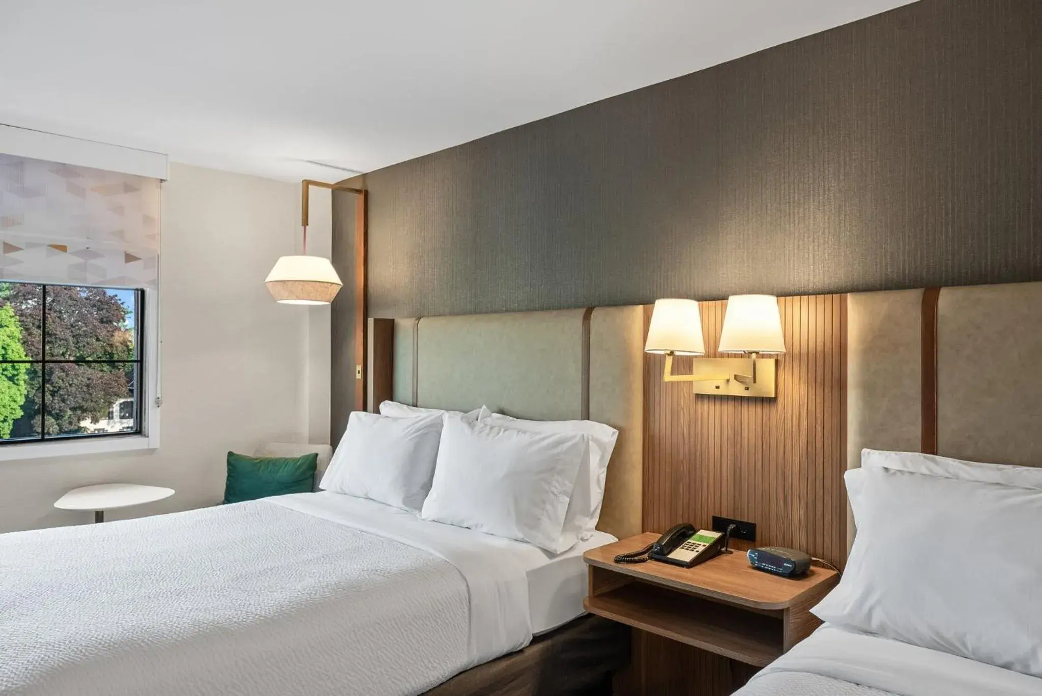 Queen Room with Two Queen Beds - Disability Access/Non-Smoking in Holiday Inn Niagara Falls State Park Entry by IHG Queen Room with Two Queen Beds - Disability Access/Non-Smoking in Holiday Inn Niagara Falls State Park Entry by IHG