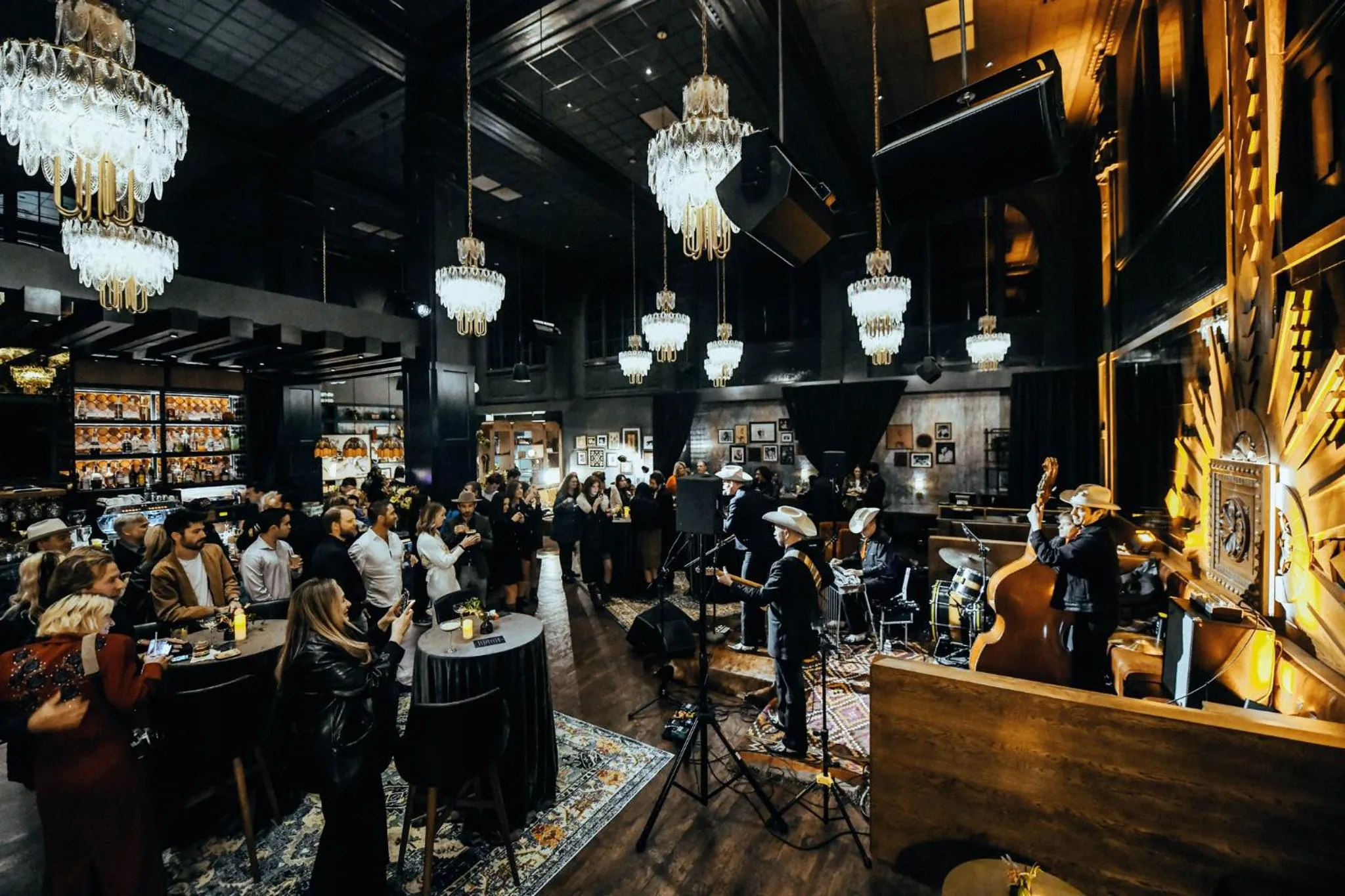 Restaurant/places to eat in Hotel Indigo Nashville - The Countrypolitan