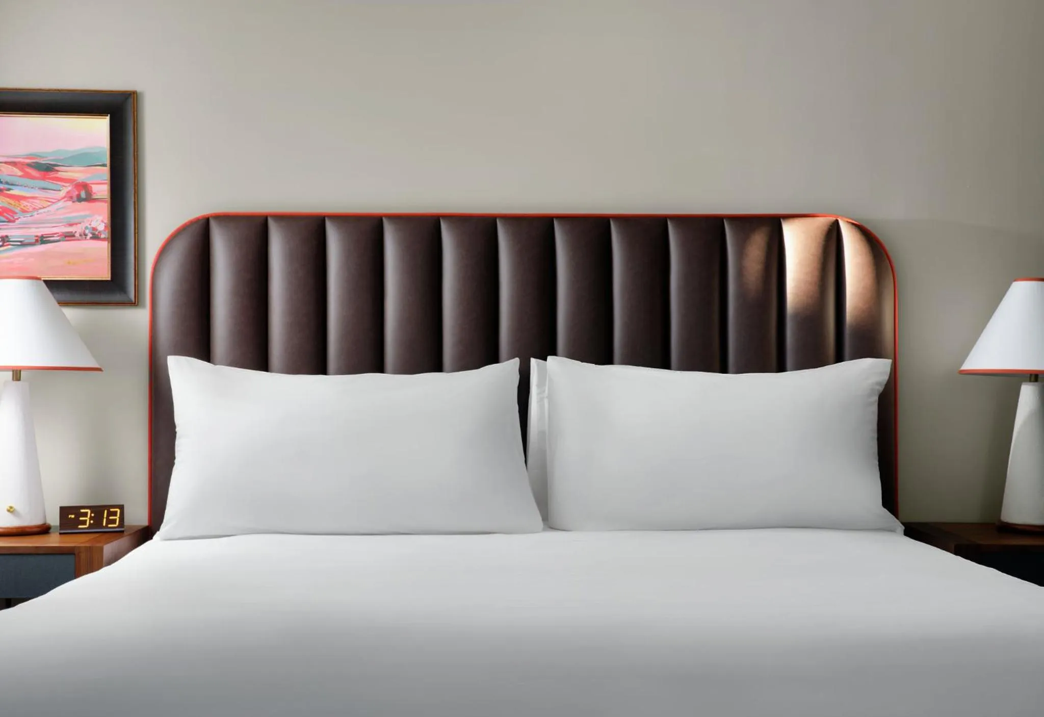 Photo of the whole room, Bed in Hotel Indigo Nashville - The Countrypolitan