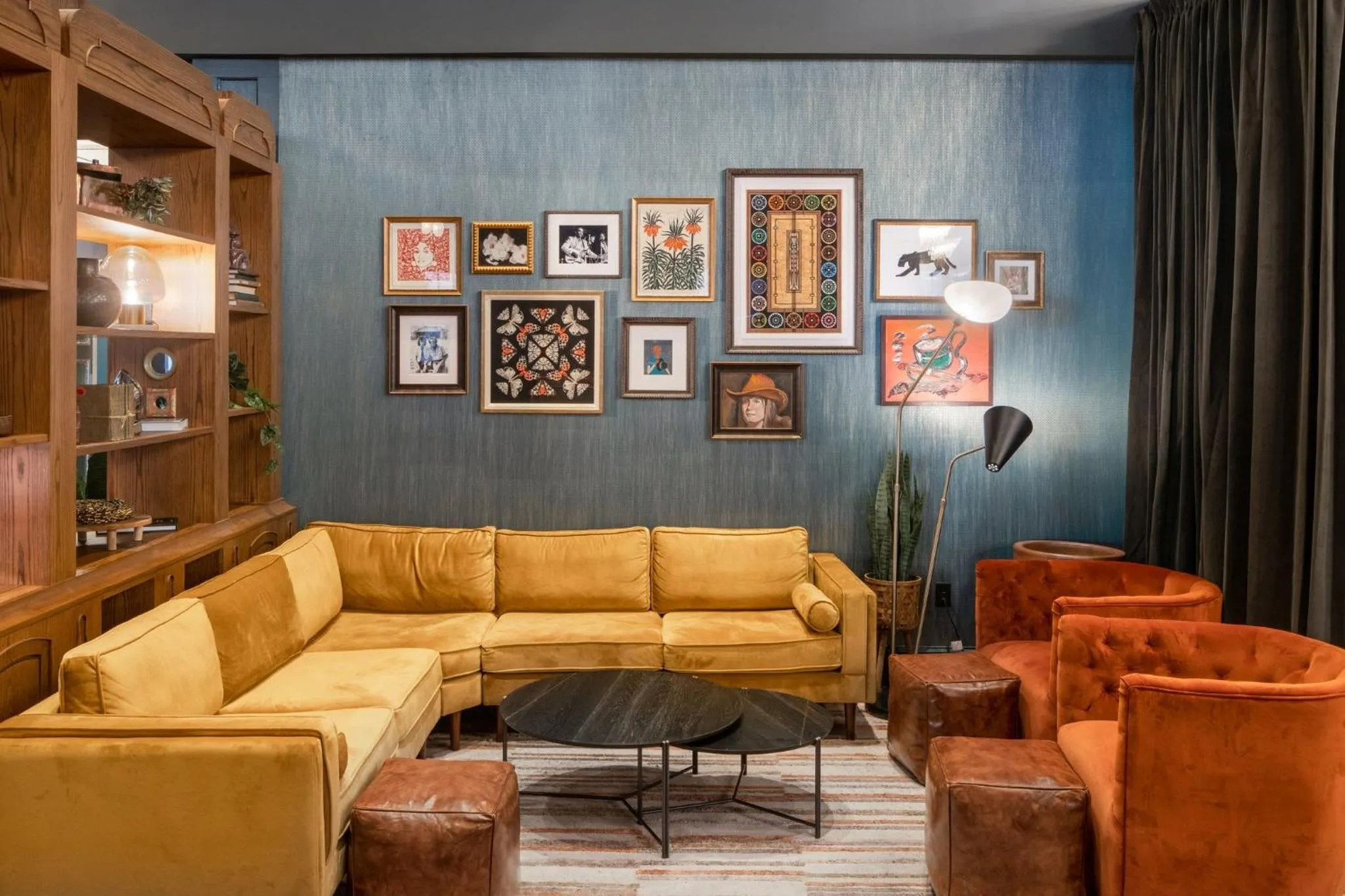 Property building in Hotel Indigo Nashville - The Countrypolitan