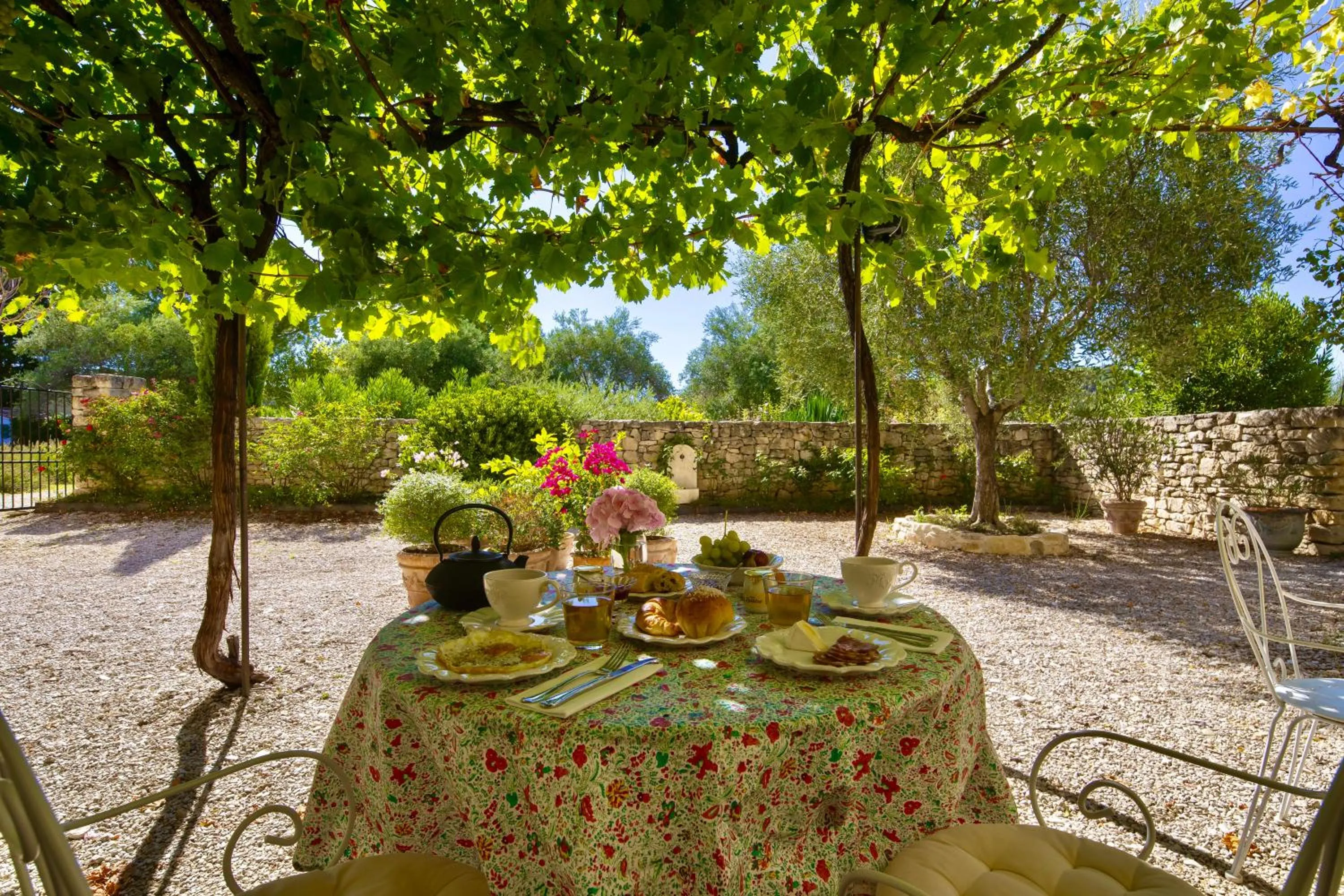 Breakfast in Bastide Saint-Didier