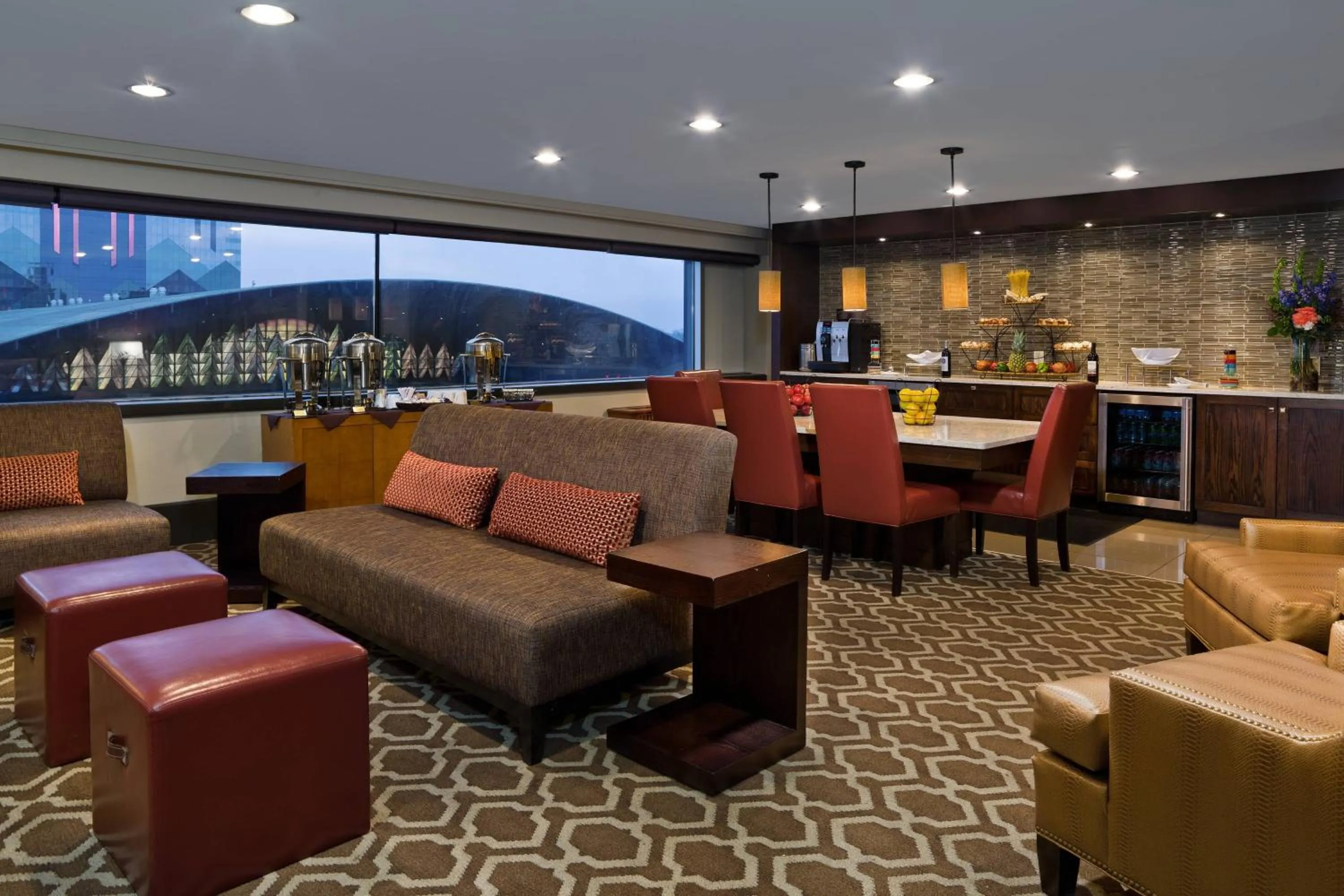 Lounge or bar in Sheraton Niagara Falls